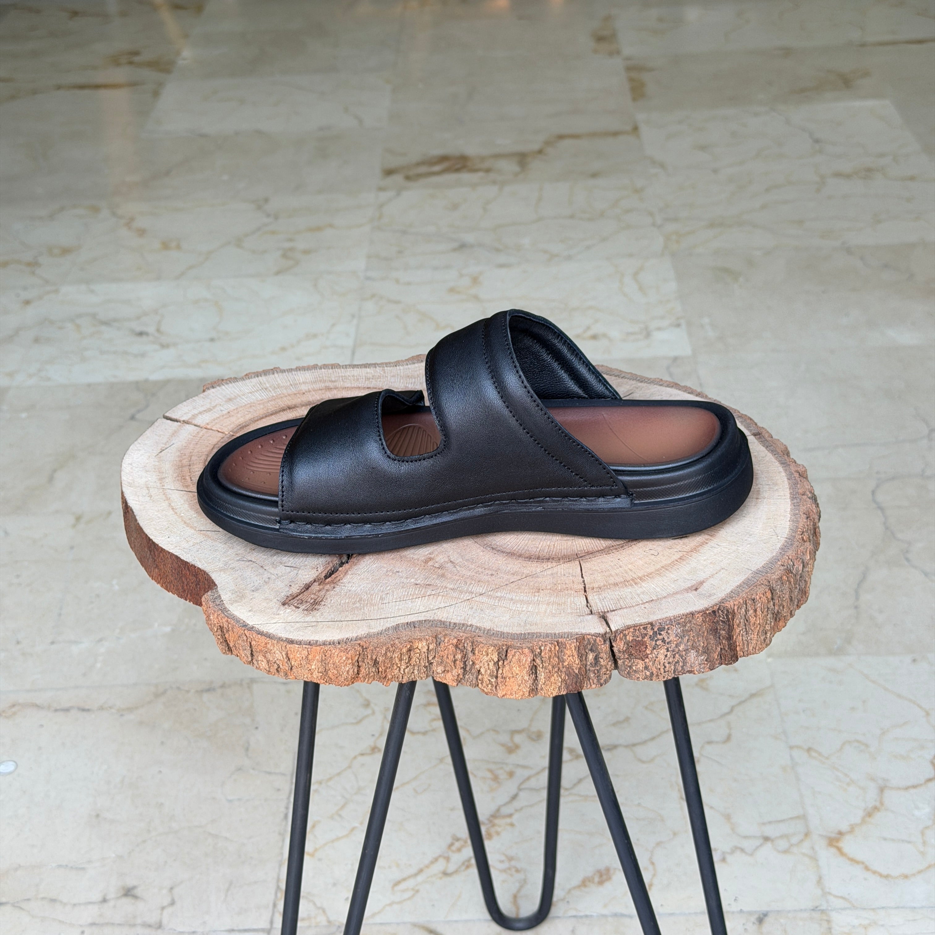 SANDALE EN CUIR Ergonomic Arch S43 NOIR