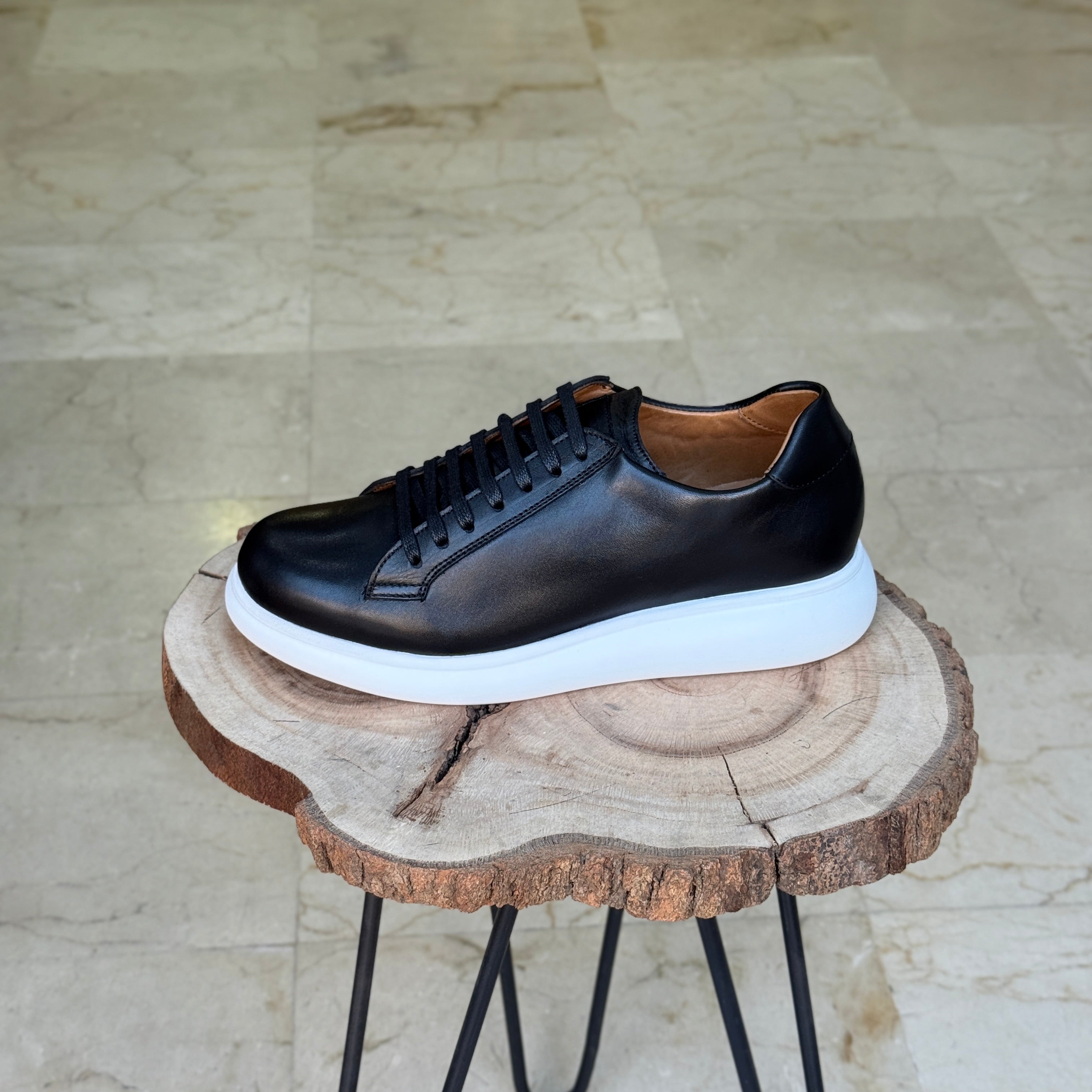 BASKET EN CUIR 704 NOIR B