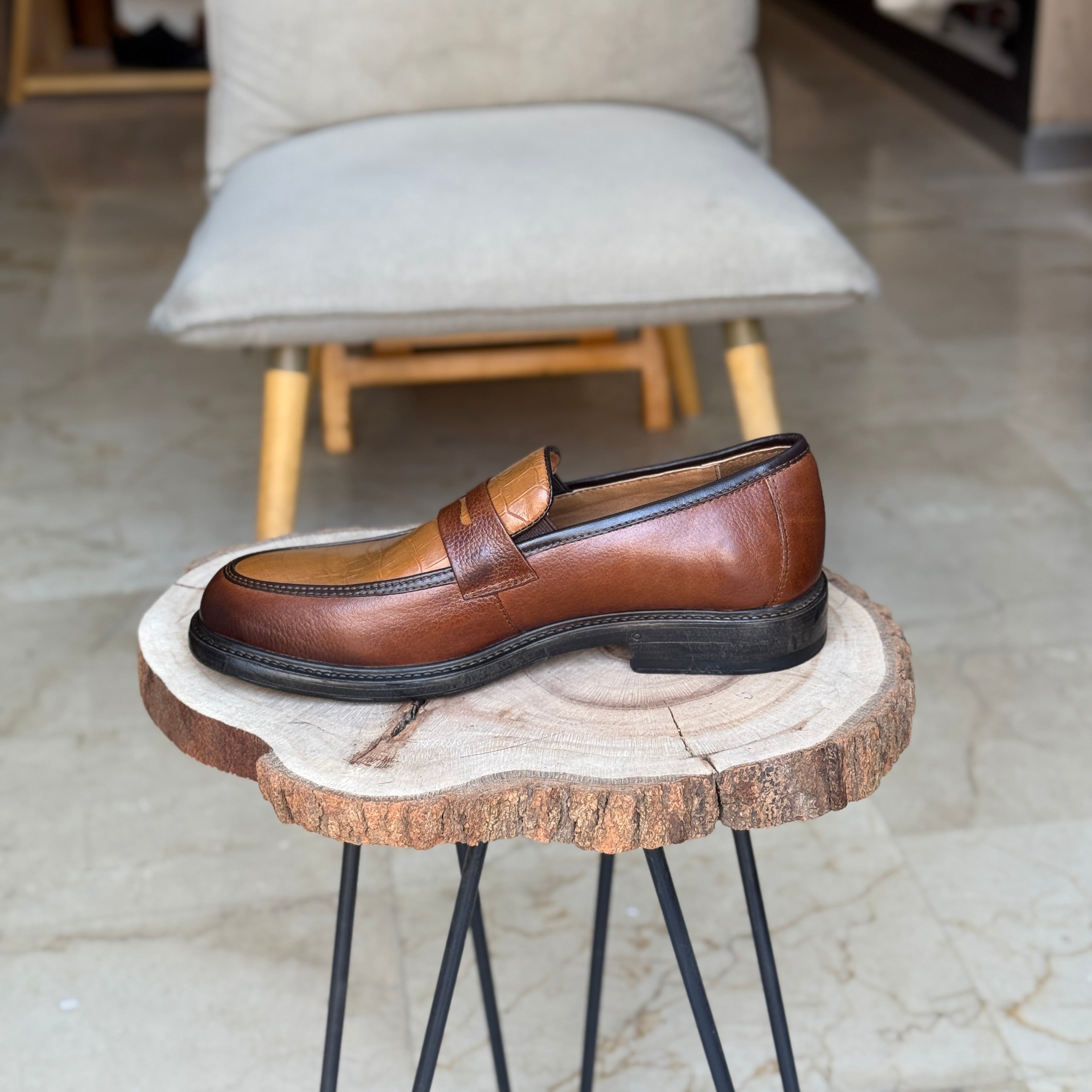CHAUSSURES EN CUIR VÈRITABLES REF: IT802 TABA