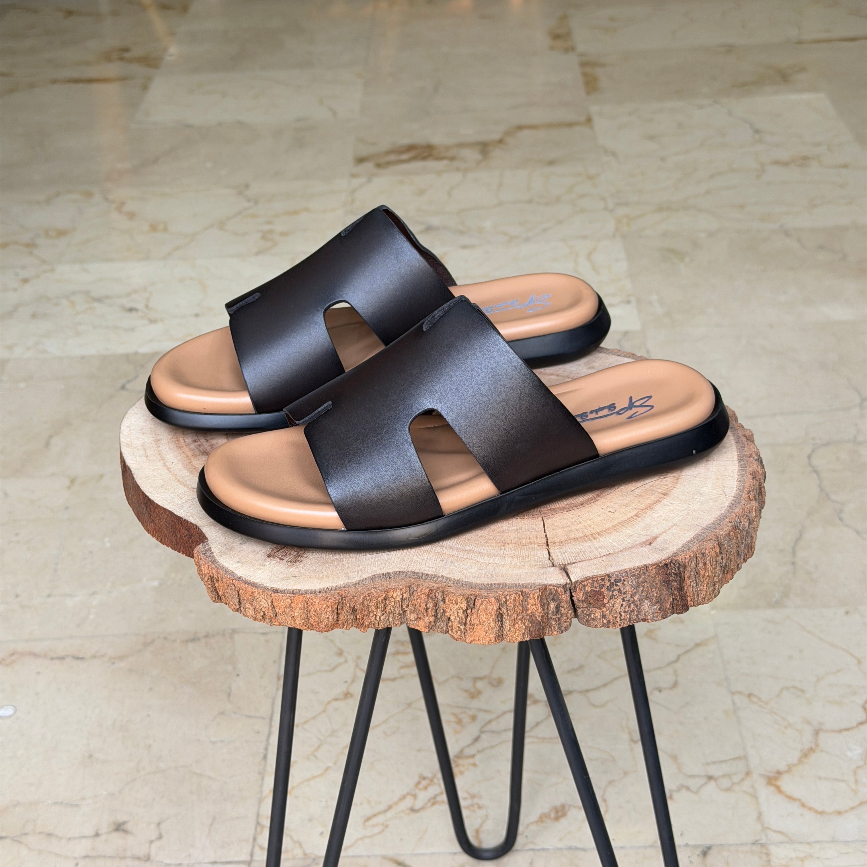 Sendale En Cuir Signateur 01 MARRON 1012