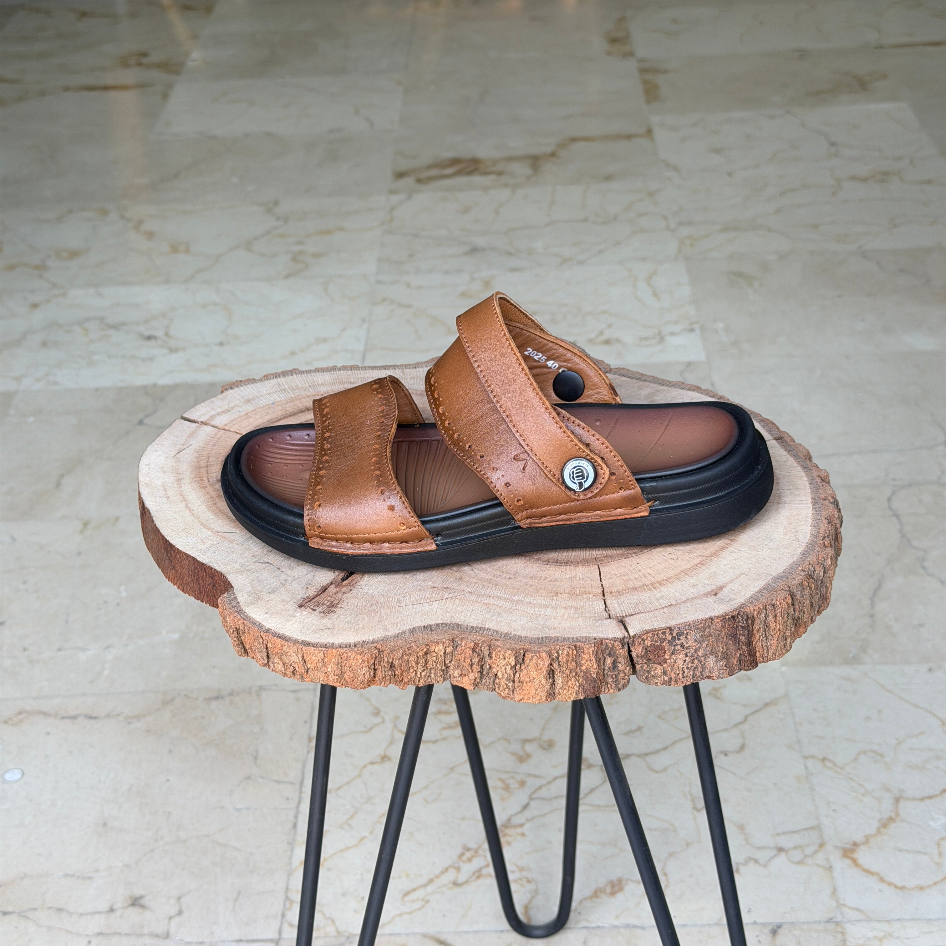 SANDALE EN CUIR Ergonomic Arch S44 TABA - Shopilo Shoes