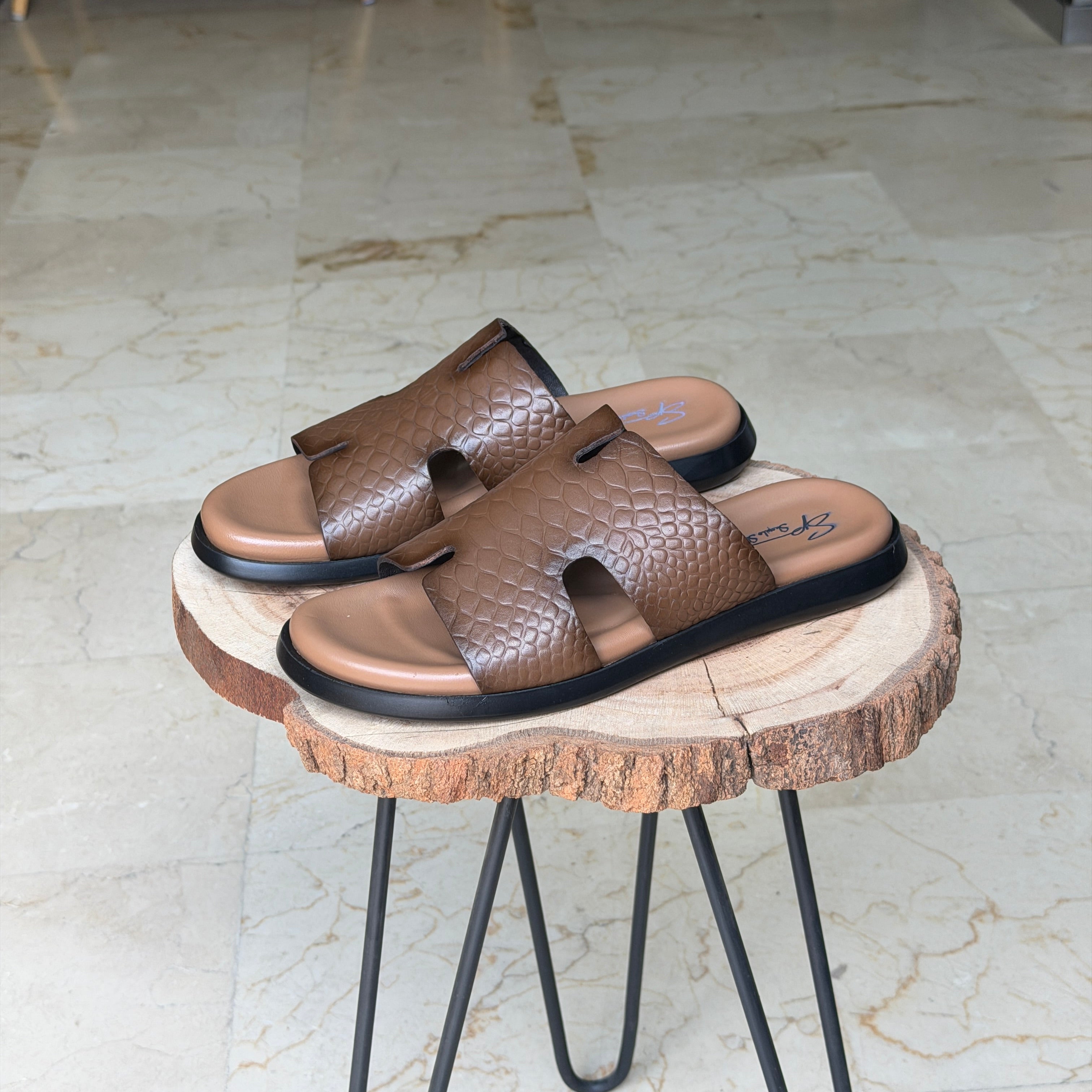 Sendale En Cuir Signateur 01 MARRON CLAIR 1012 CROCO - Shopilo Shoes