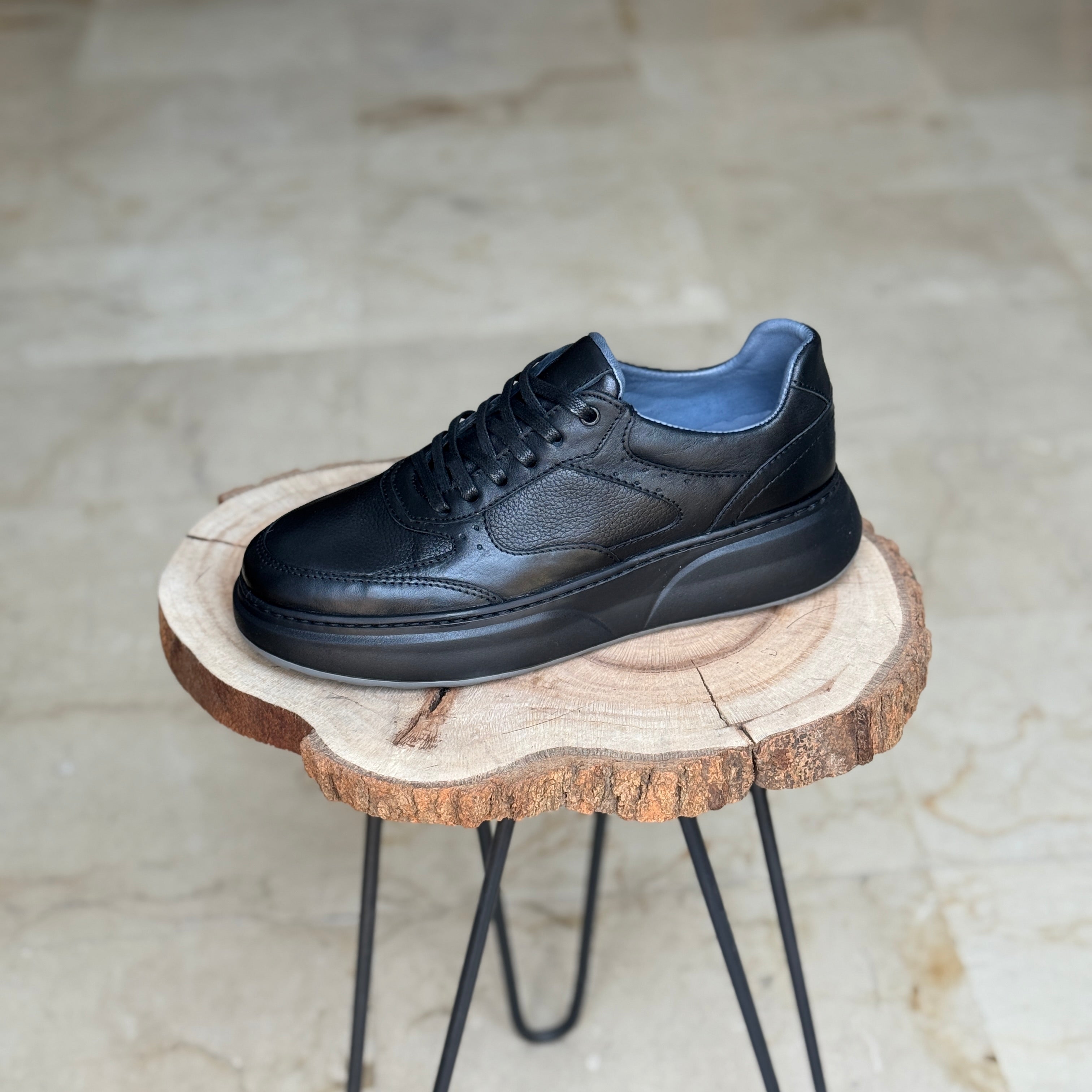 BASKET EN CUIR - 874 NOIR