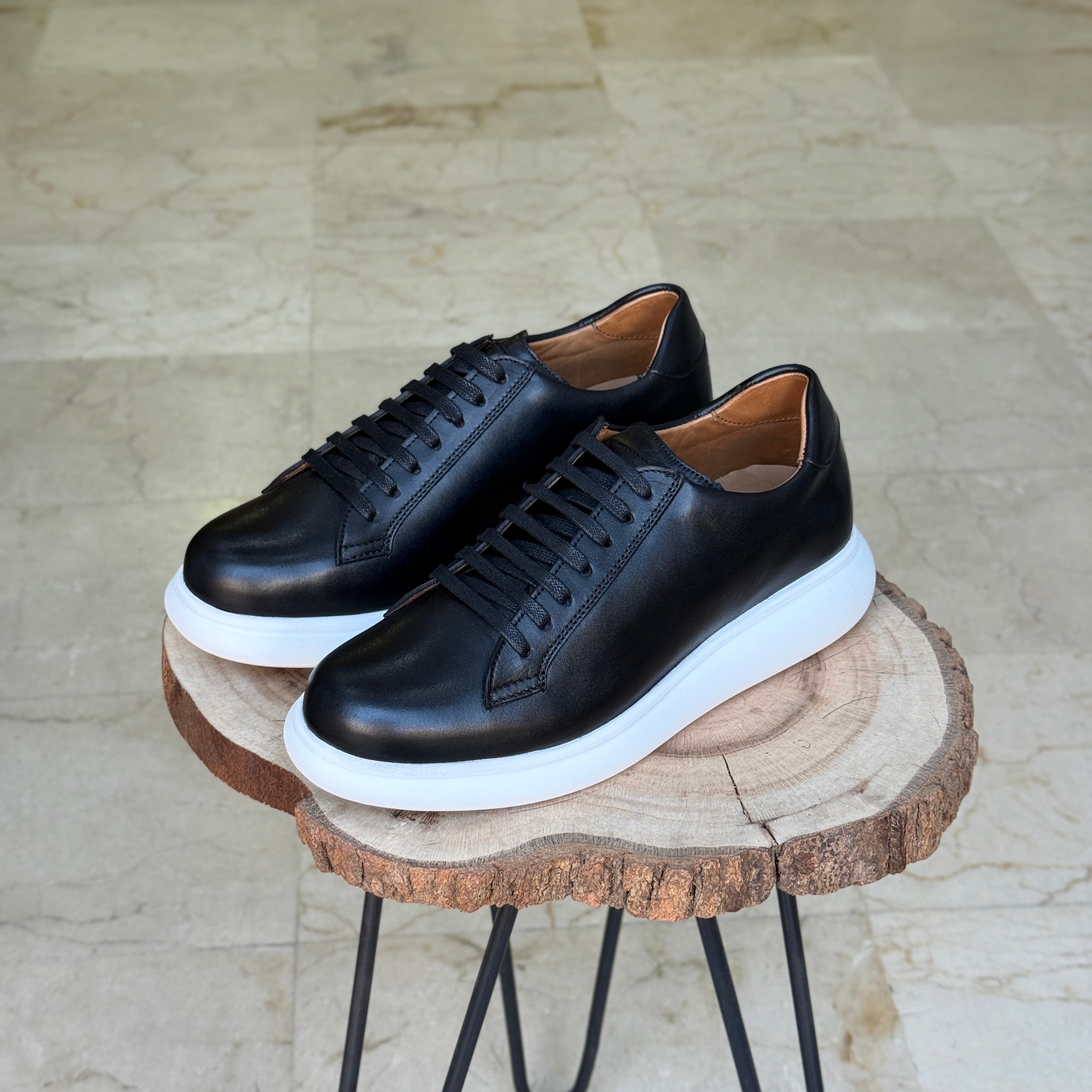 BASKET EN CUIR 704 NOIR B
