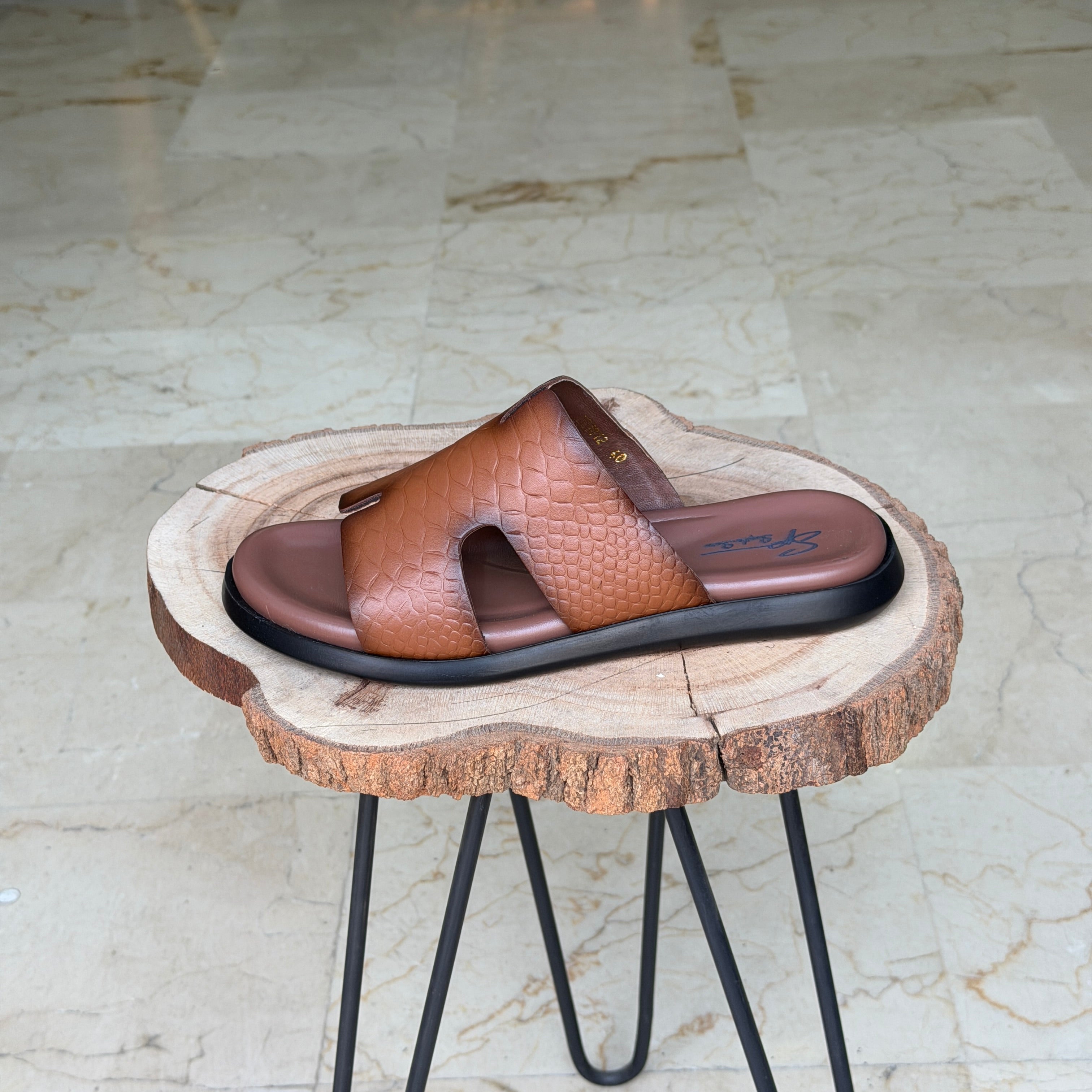 Sendale En Cuir Signateur 01 TABA 1012 CROCO - Shopilo Shoes