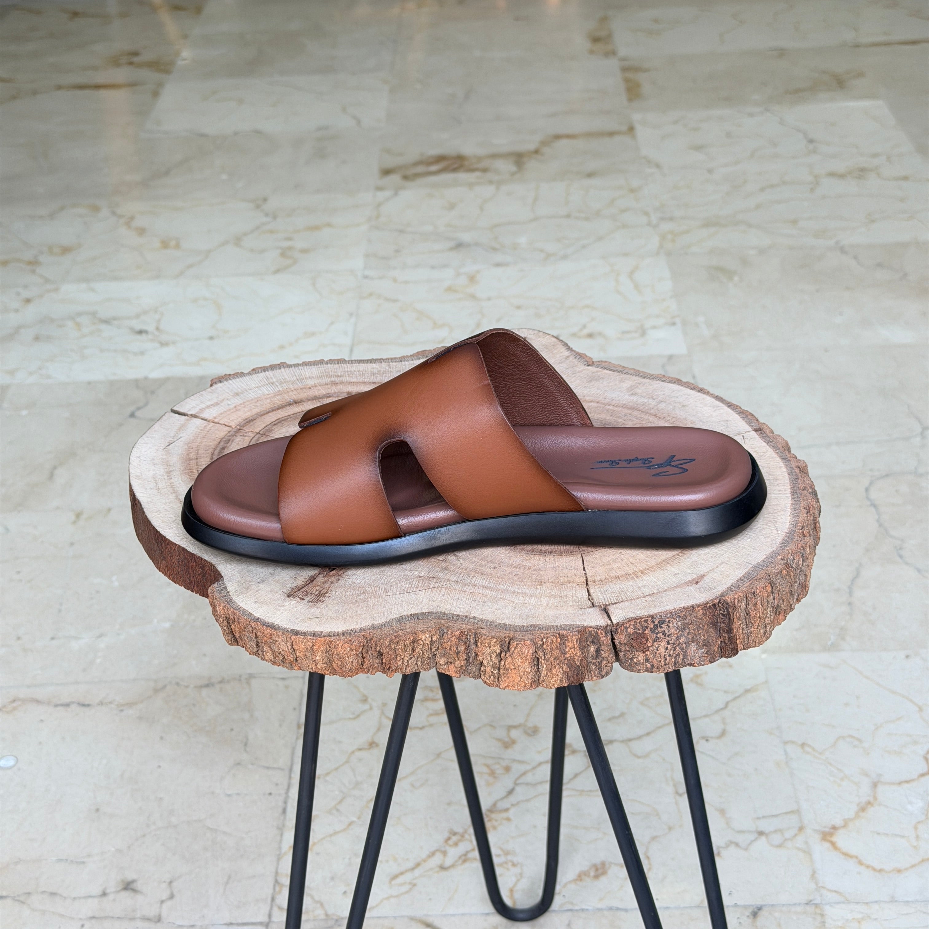 Sendale En Cuir Signateur 01 TABA 1012