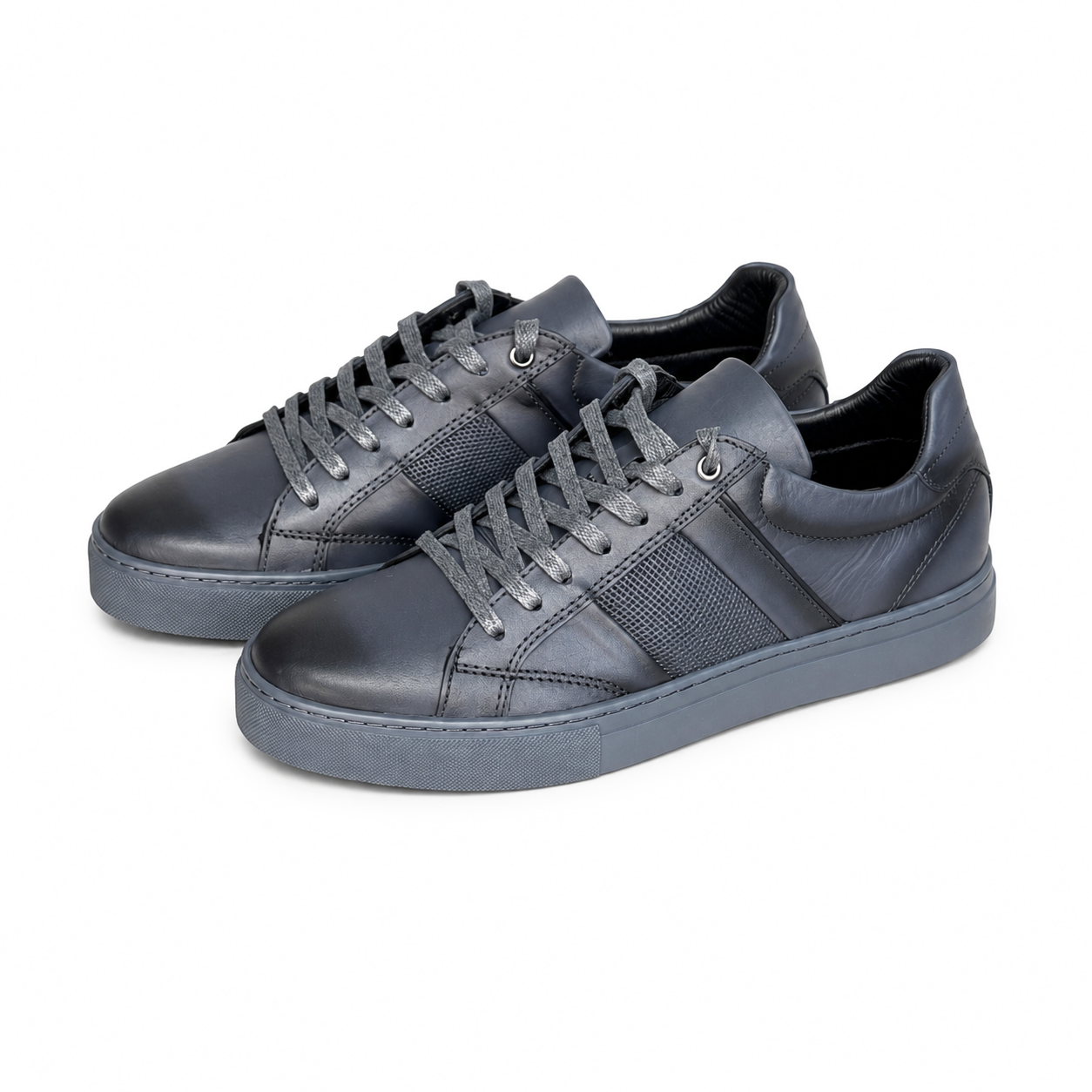 Baskets en Cuir standard 718 gris
