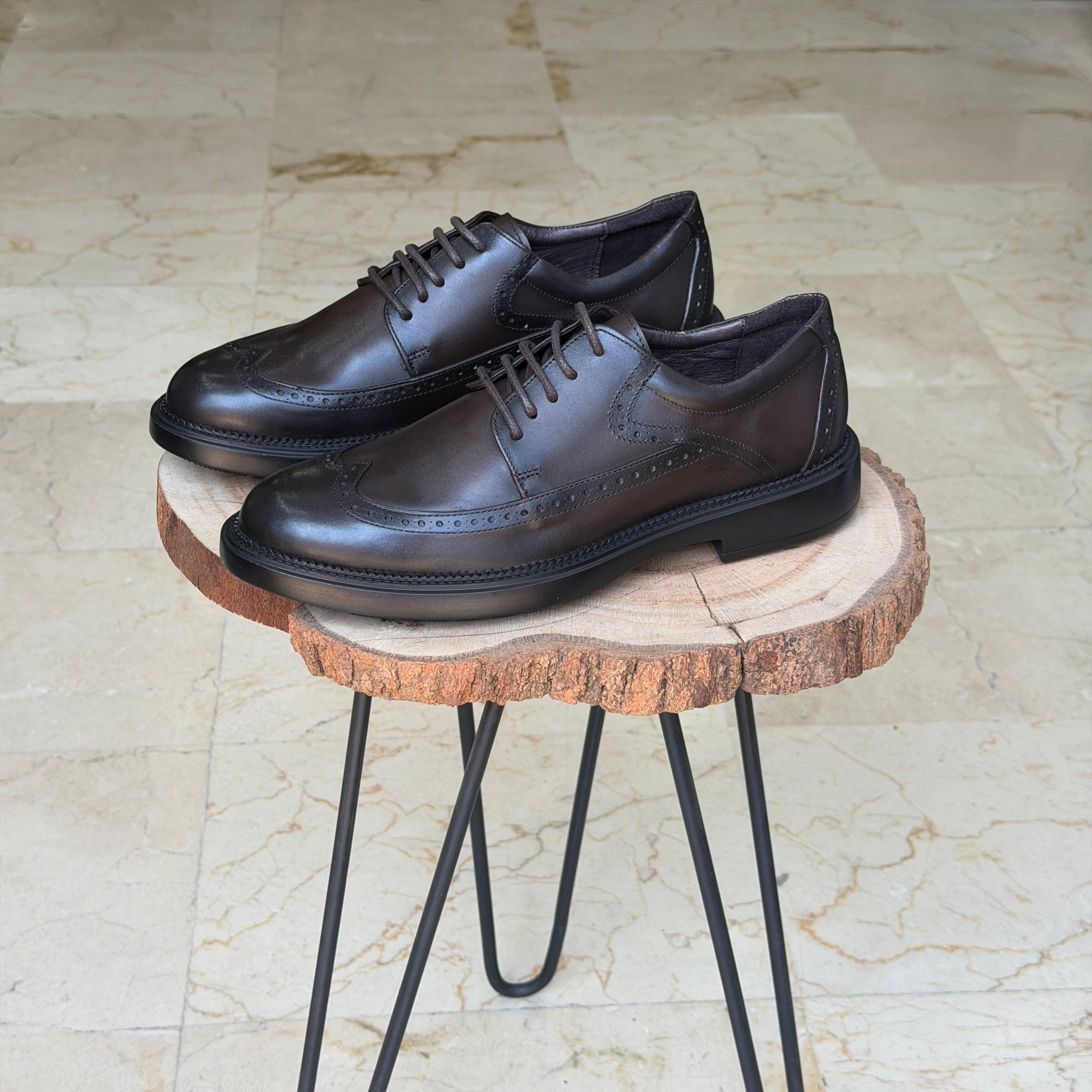 CHAUSSURES EN CUIR VÈRITABLES 028 marron