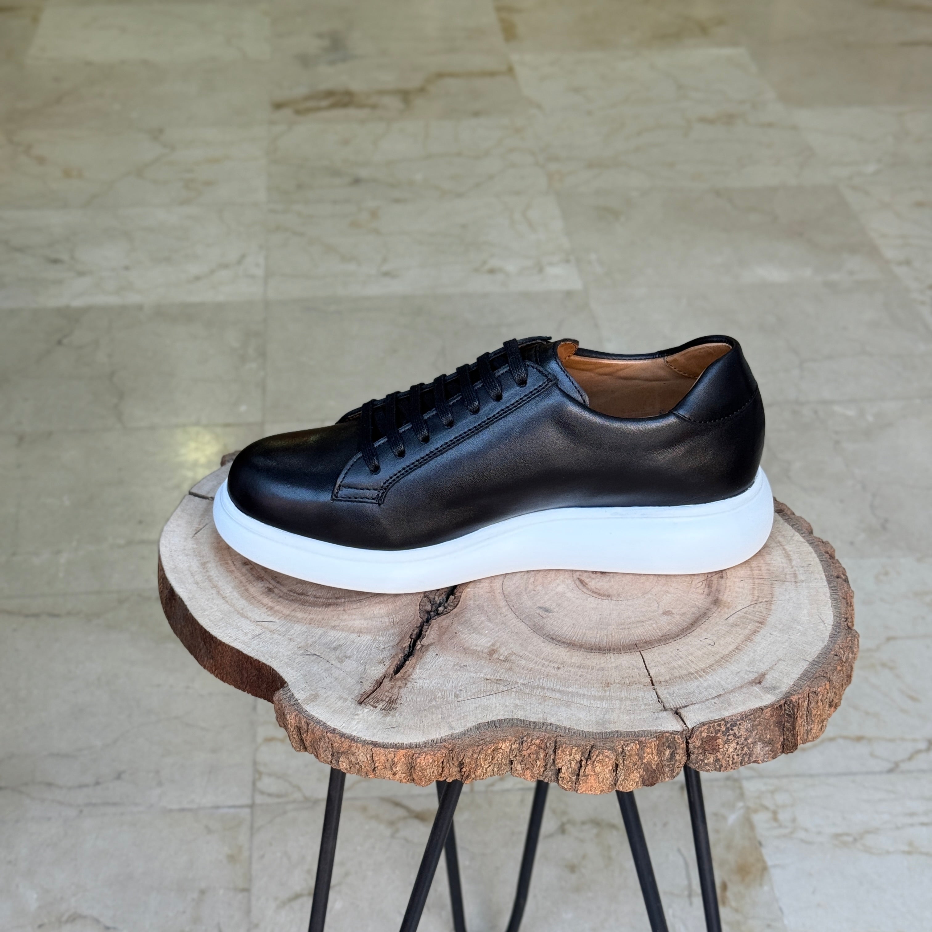 BASKET EN CUIR 704 NOIR B