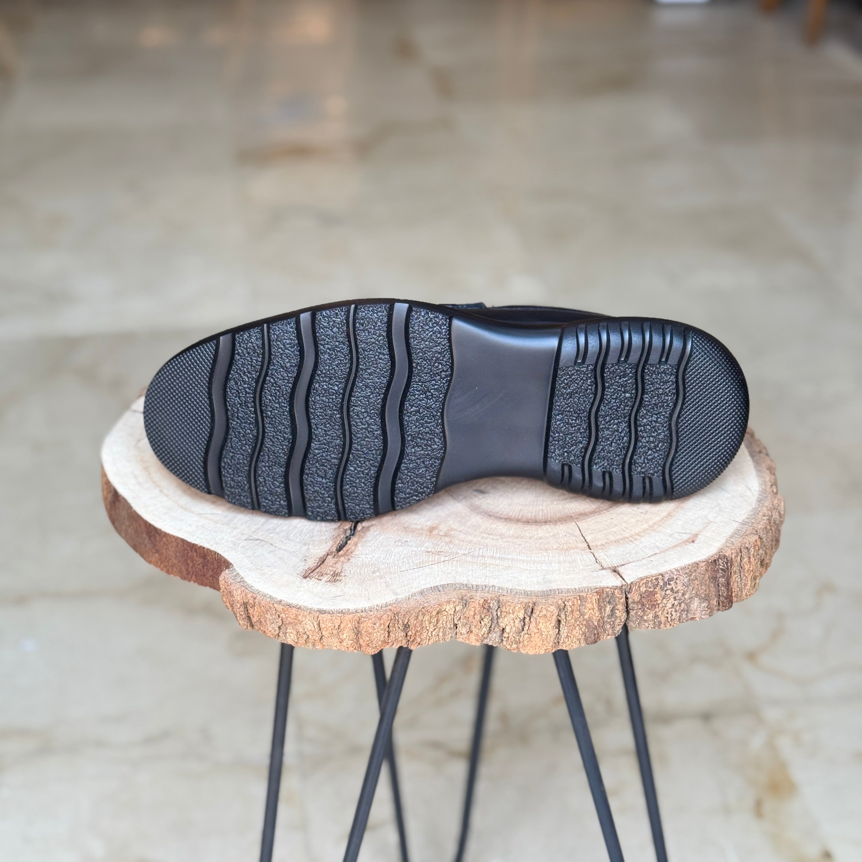 CHAUSSURES EN CUIR VÈRITABLES 437 NOIR