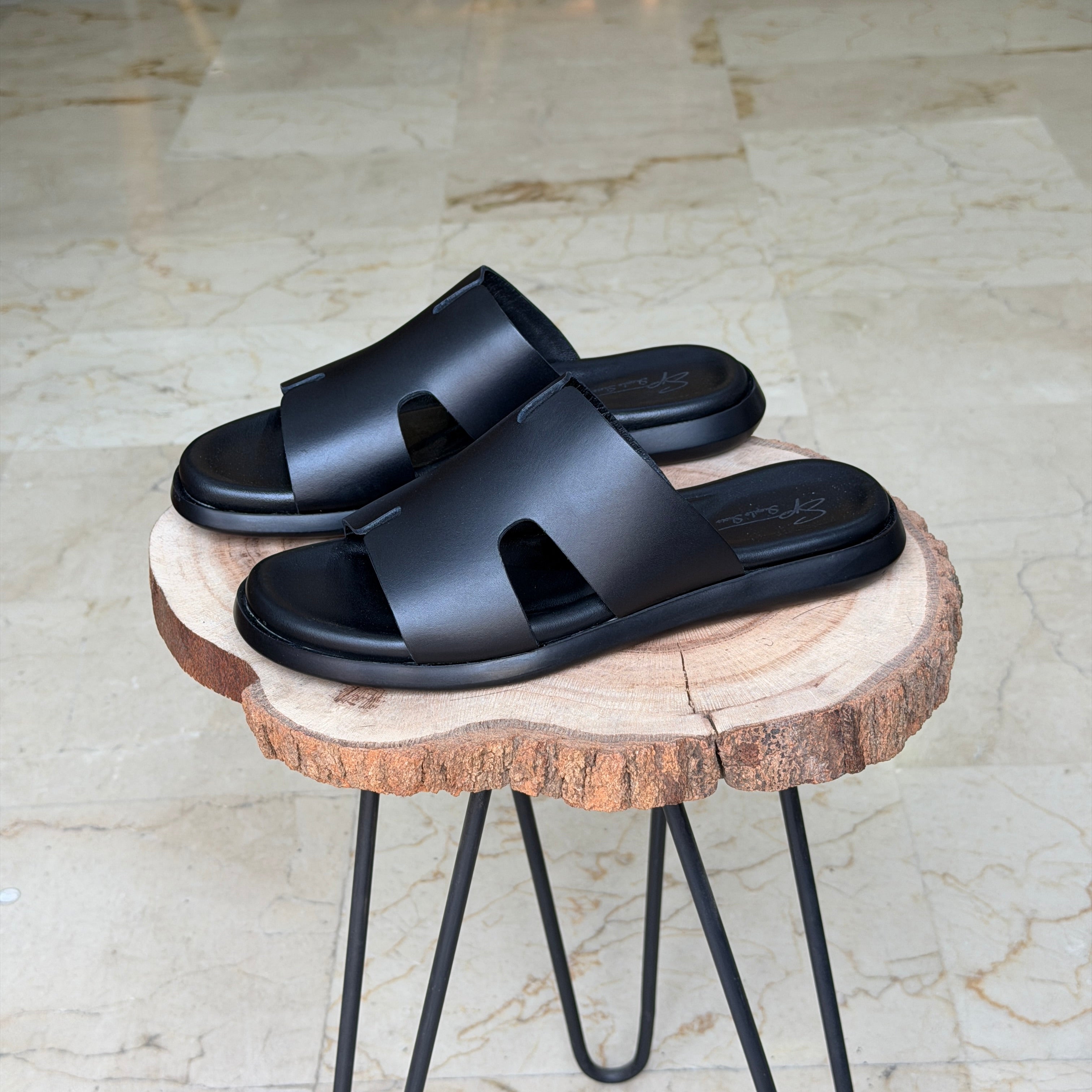 Sendale En Cuir Signateur 01 NOIR 1012