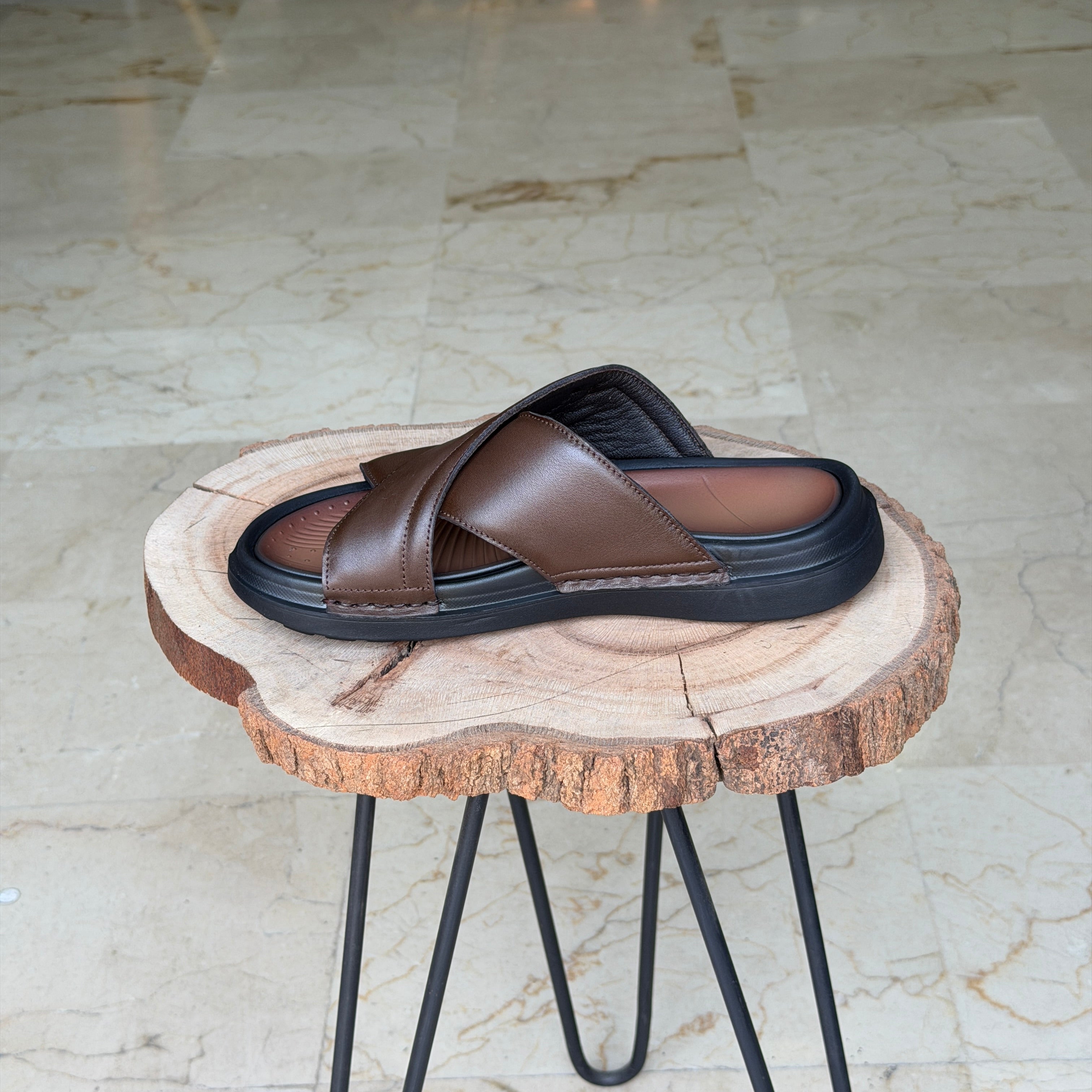 SANDALE EN CUIR Ergonomic Arch S47 MARRON