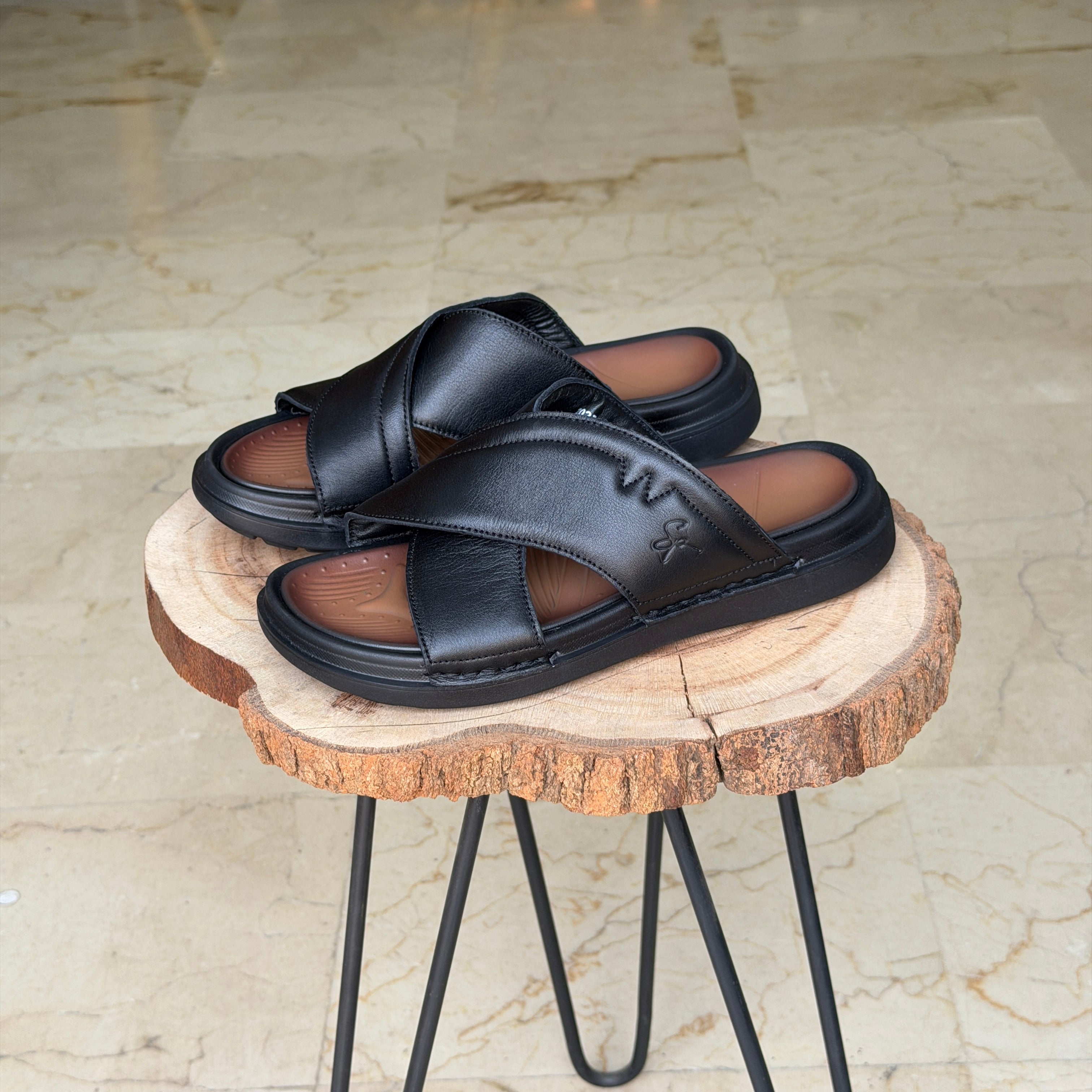 SANDALE EN CUIR Ergonomic Arch S47 NOIR