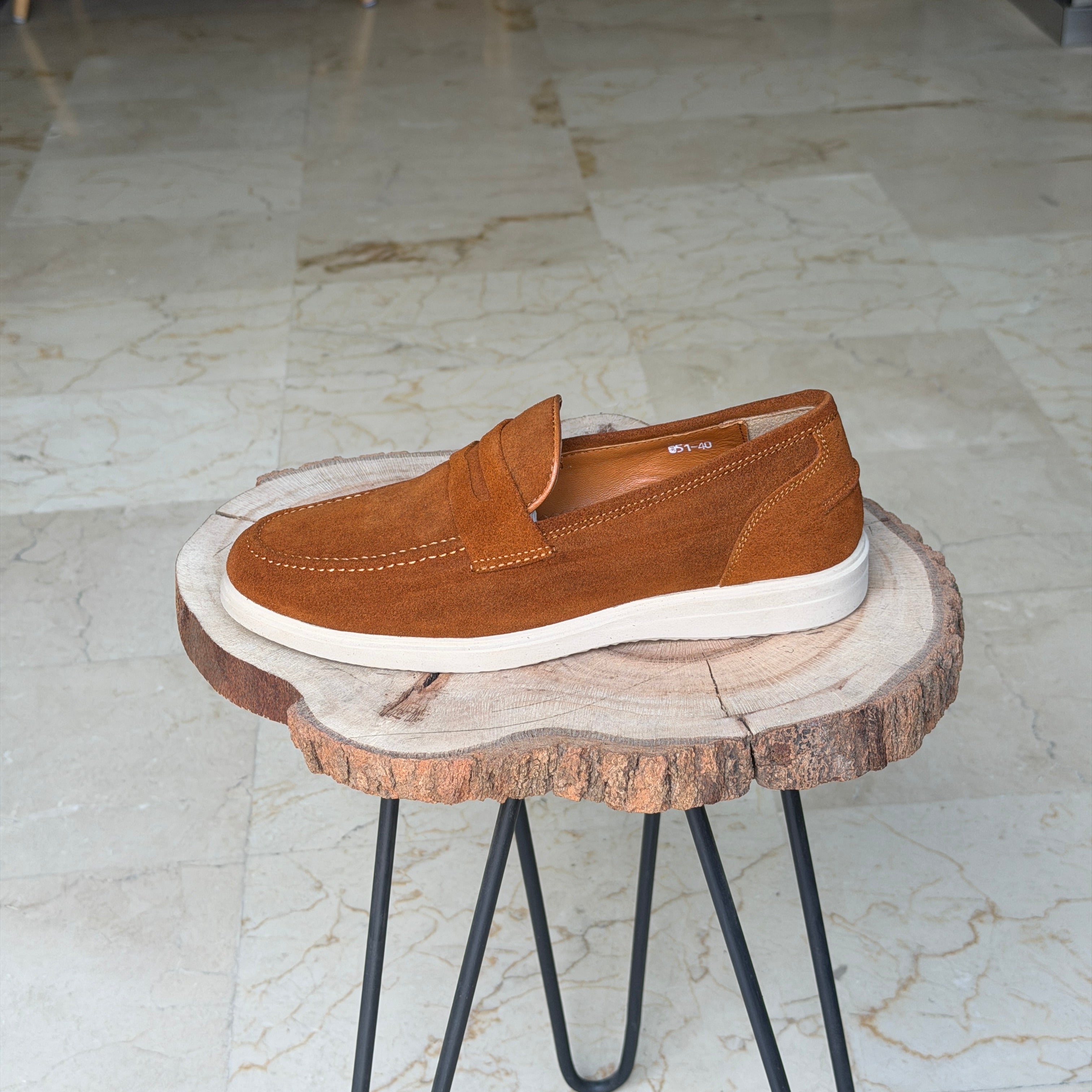 MOCASSIN EN DAIM BERLIN 051 TABA - Shopilo Shoes