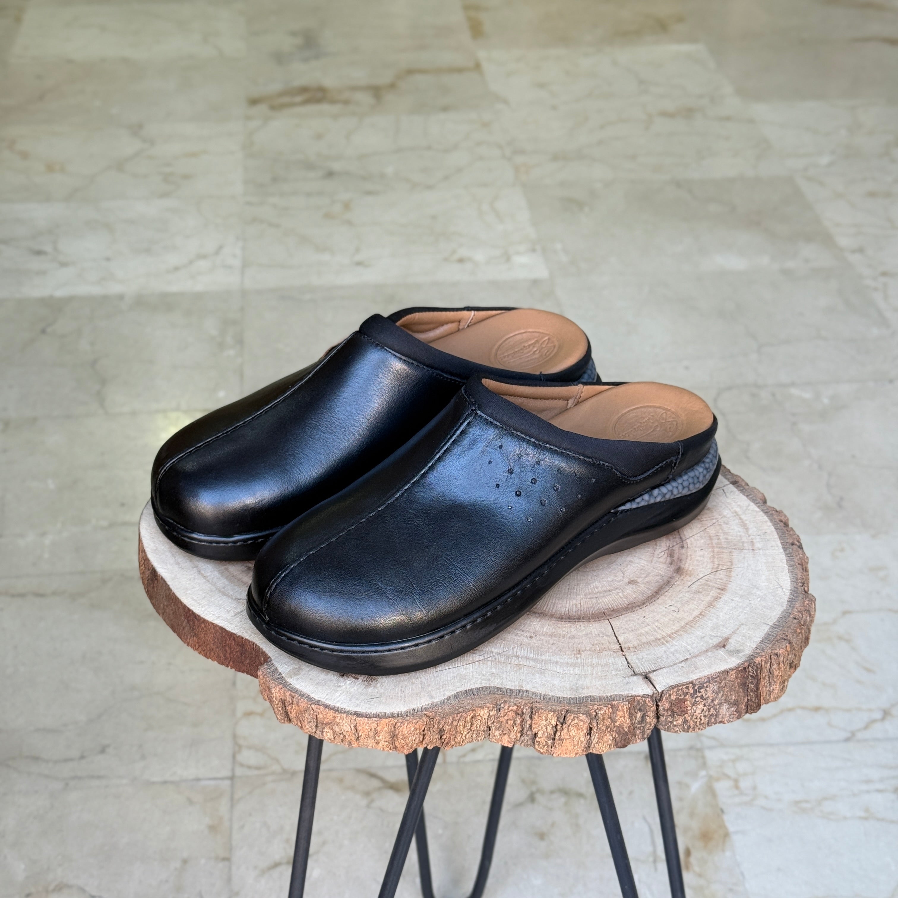 SABOT MEDICAL NOIR - Shopilo Shoes
