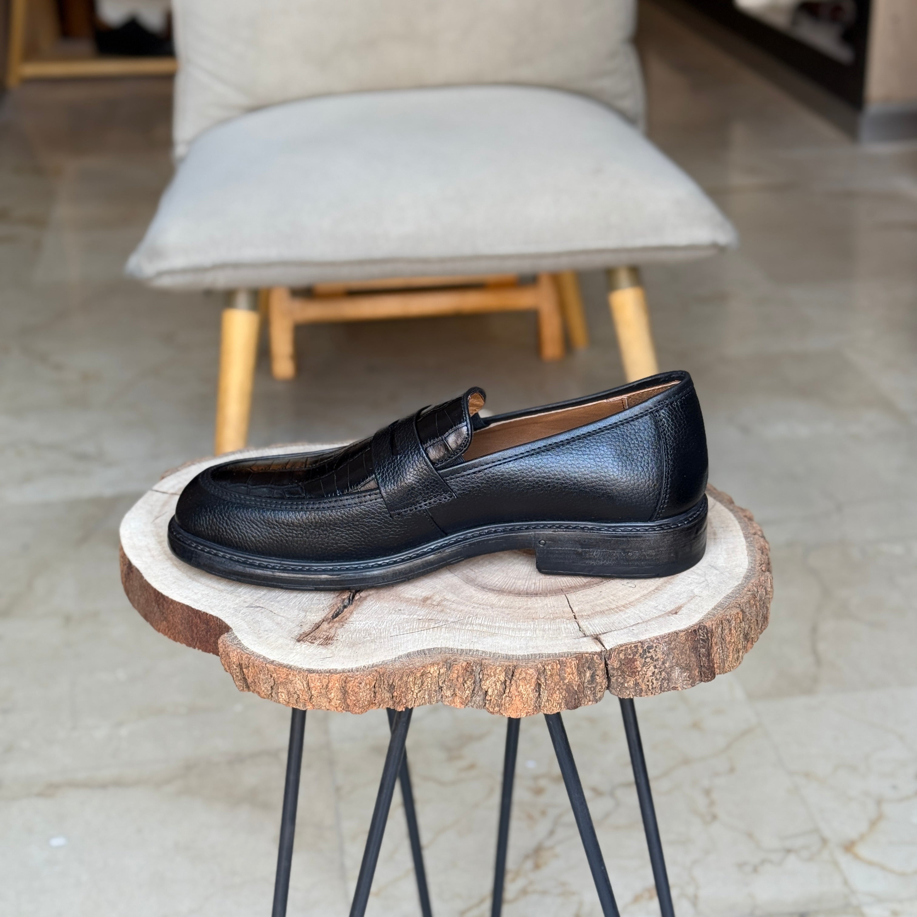 CHAUSSURES EN CUIR VÈRITABLES REF: IT802 NOIR