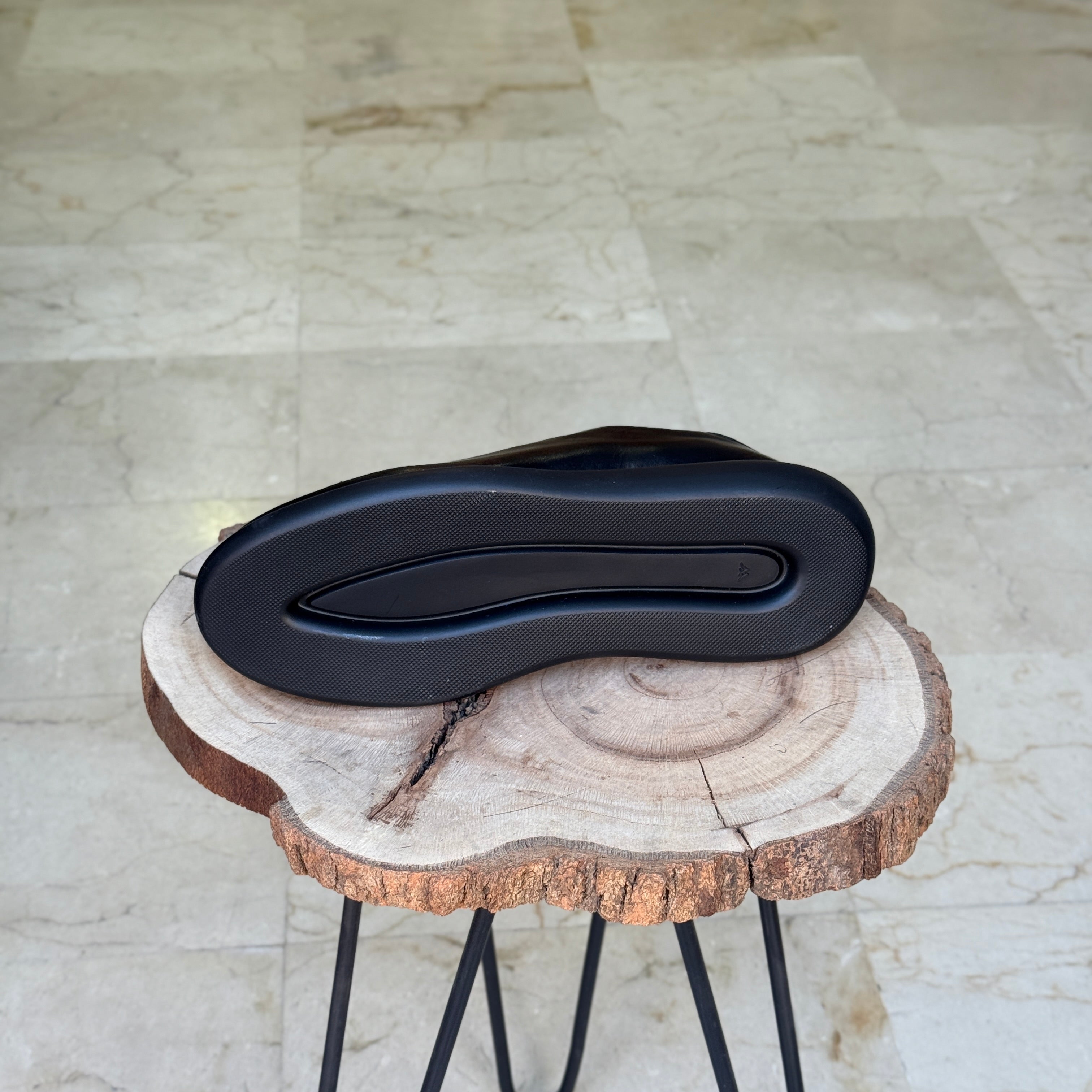 BASKET EN CUIR 704 NOIR / N