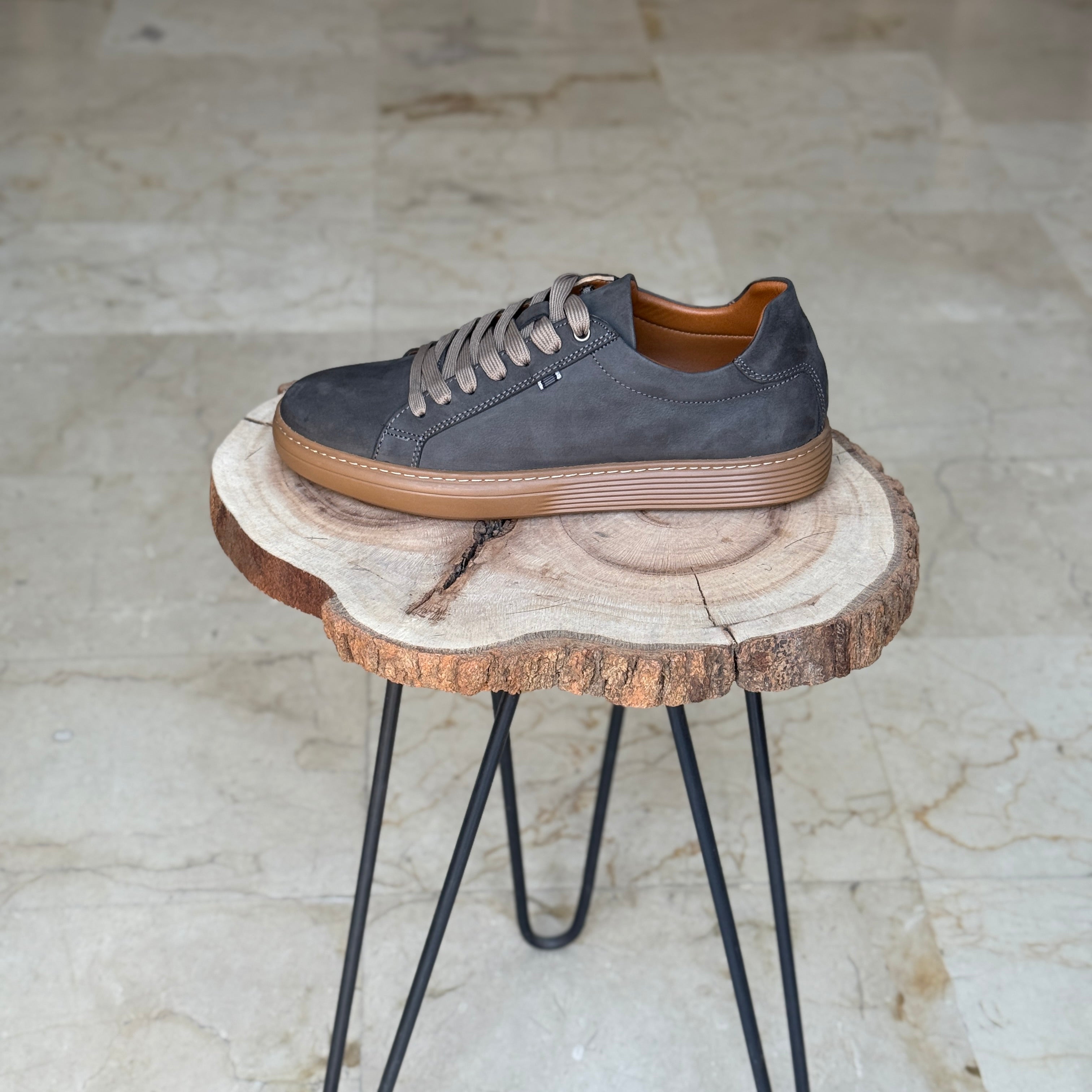 BASKET EN CUIR WILLSON 528 GRIS NUBUCK