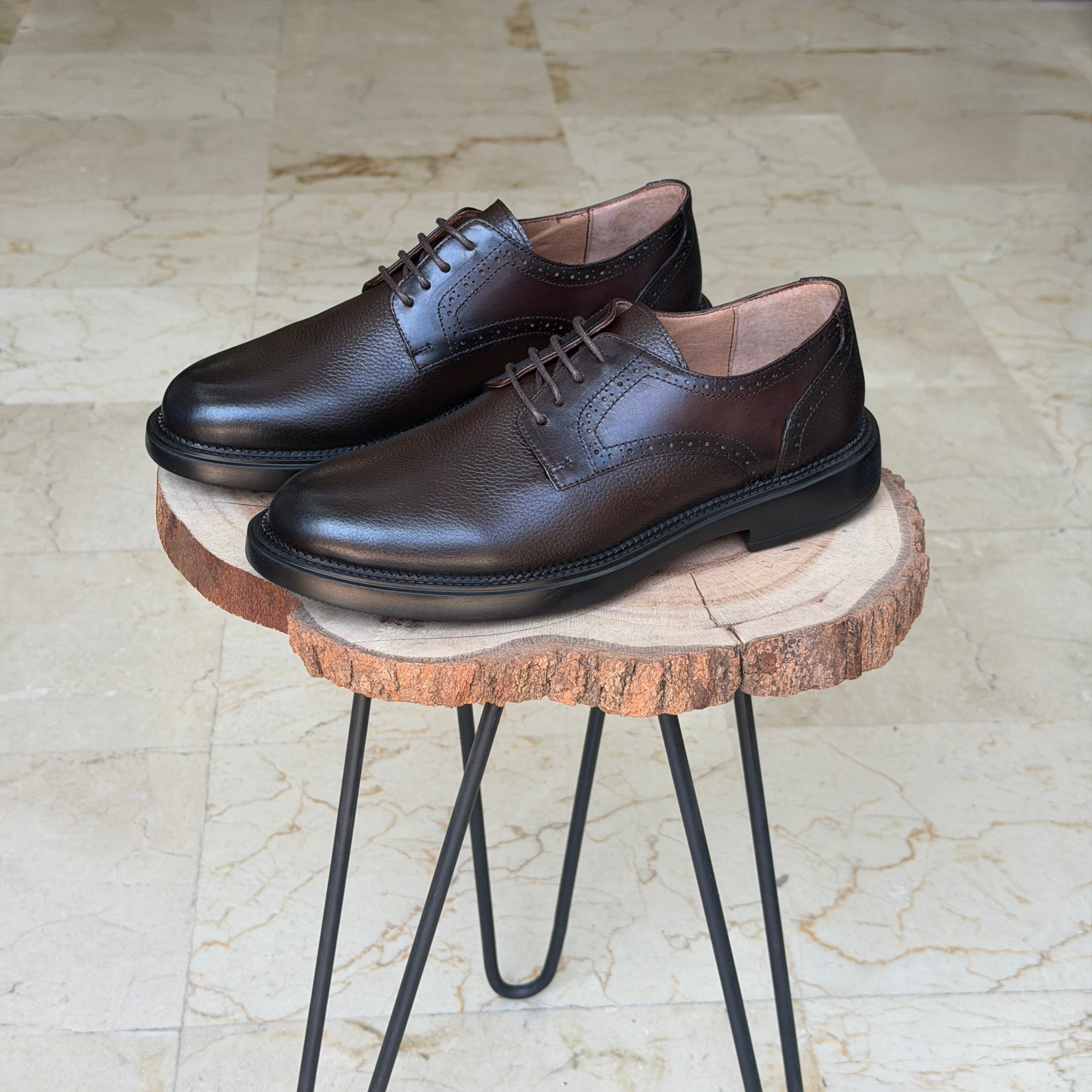 CHAUSSURES EN CUIR VÈRITABLES 467 MARRON