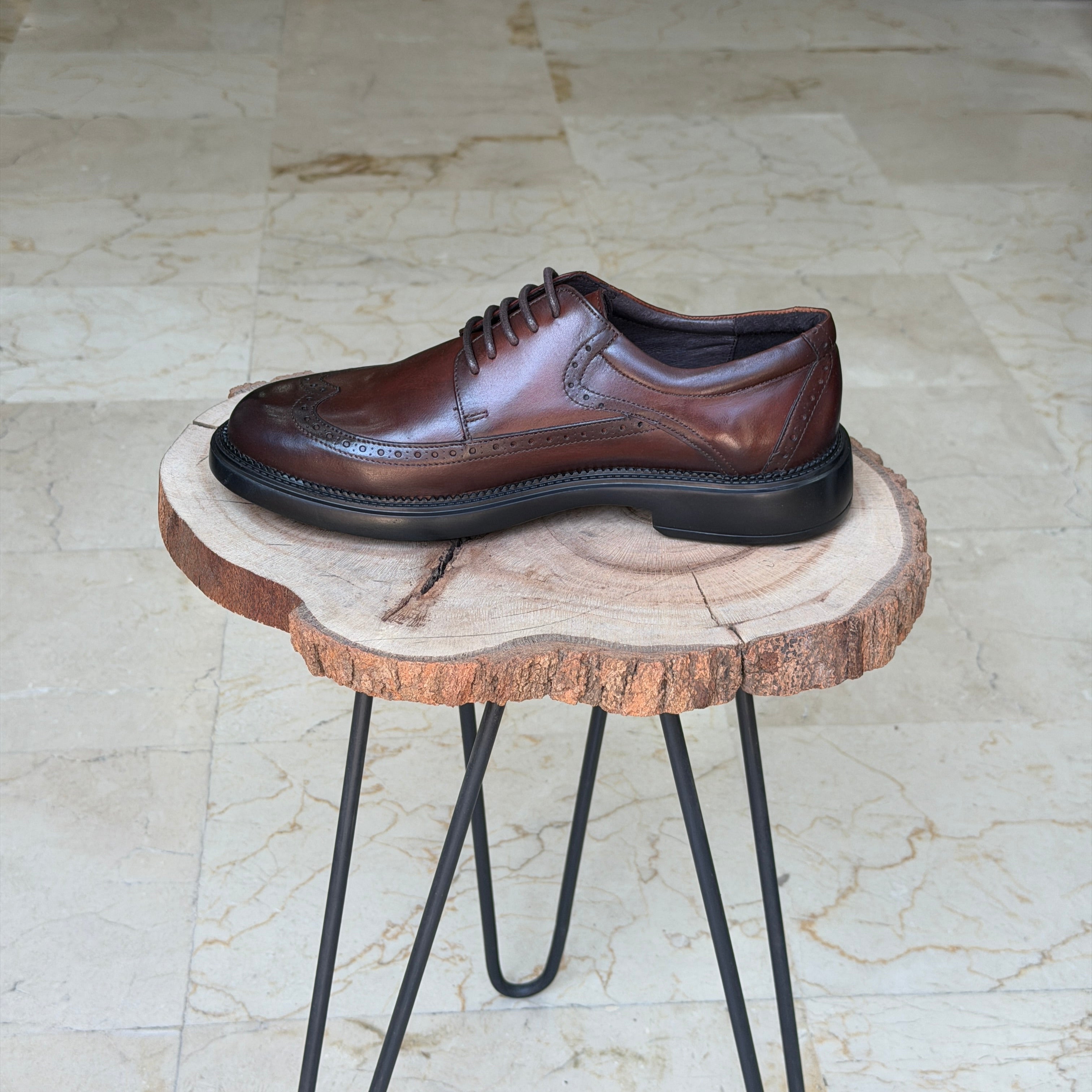 CHAUSSURES EN CUIR VÈRITABLES 028 taba