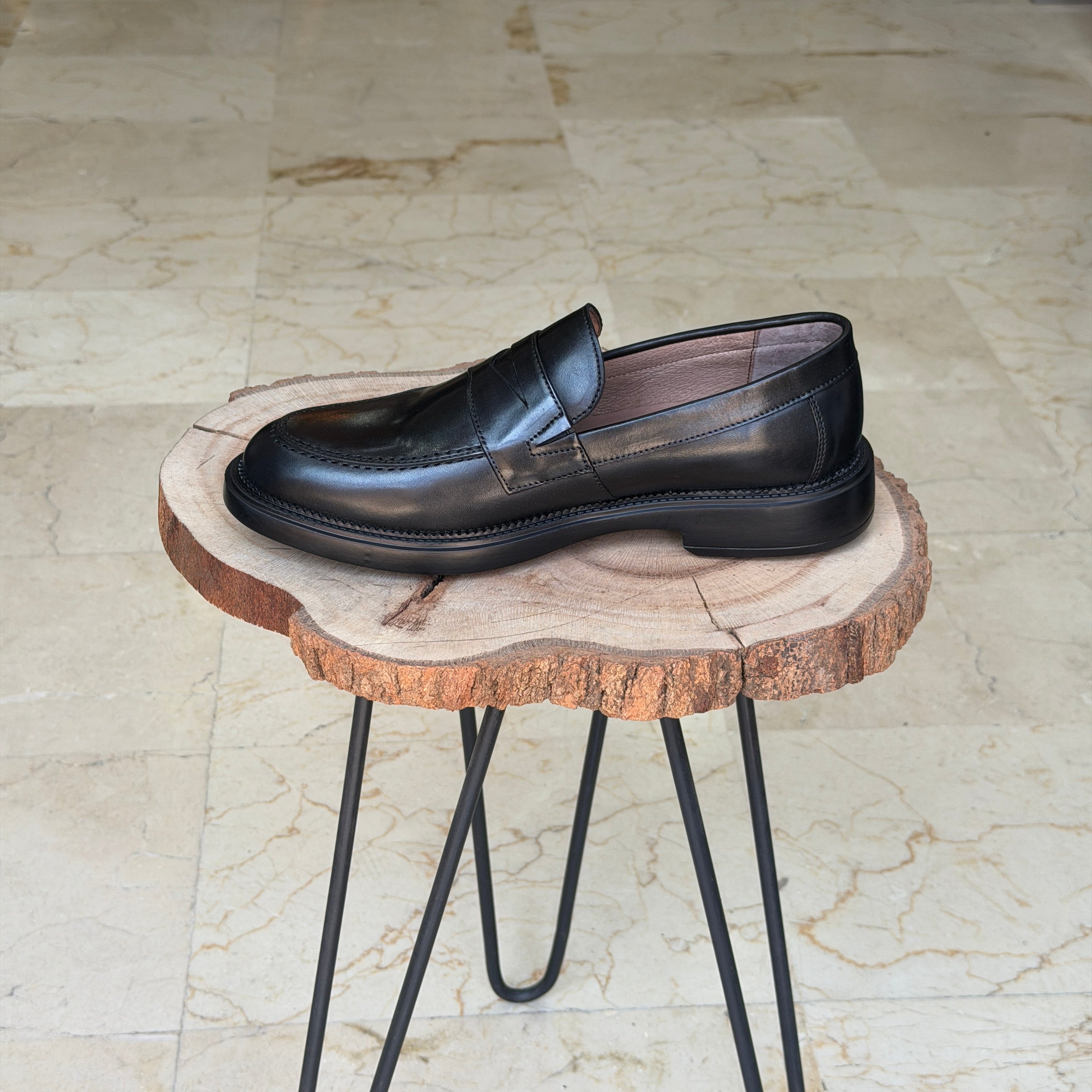 CHAUSSURES EN CUIR VÈRITABLES 017 noir