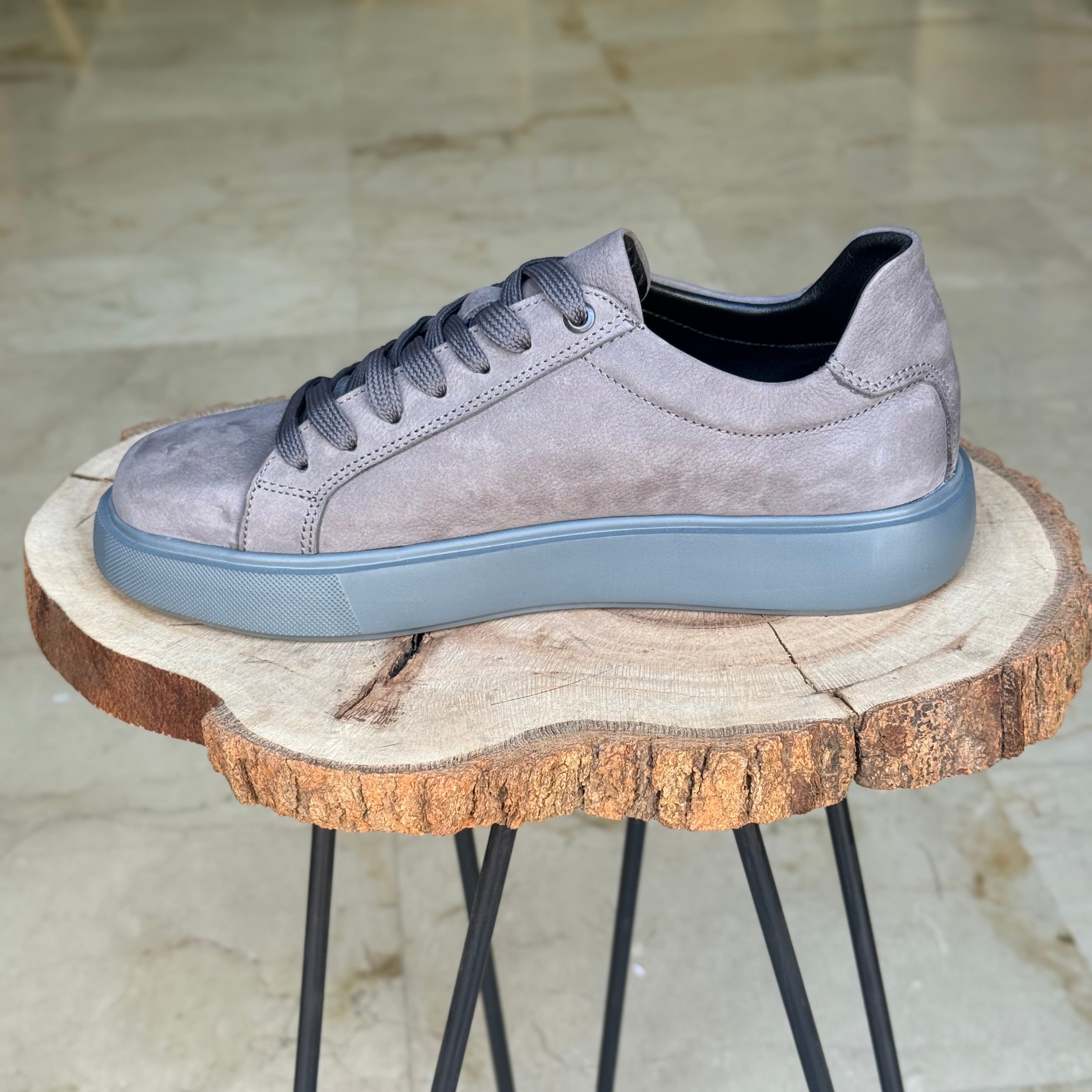 BASKET EN CUIR 528 GRIS NUBUCK