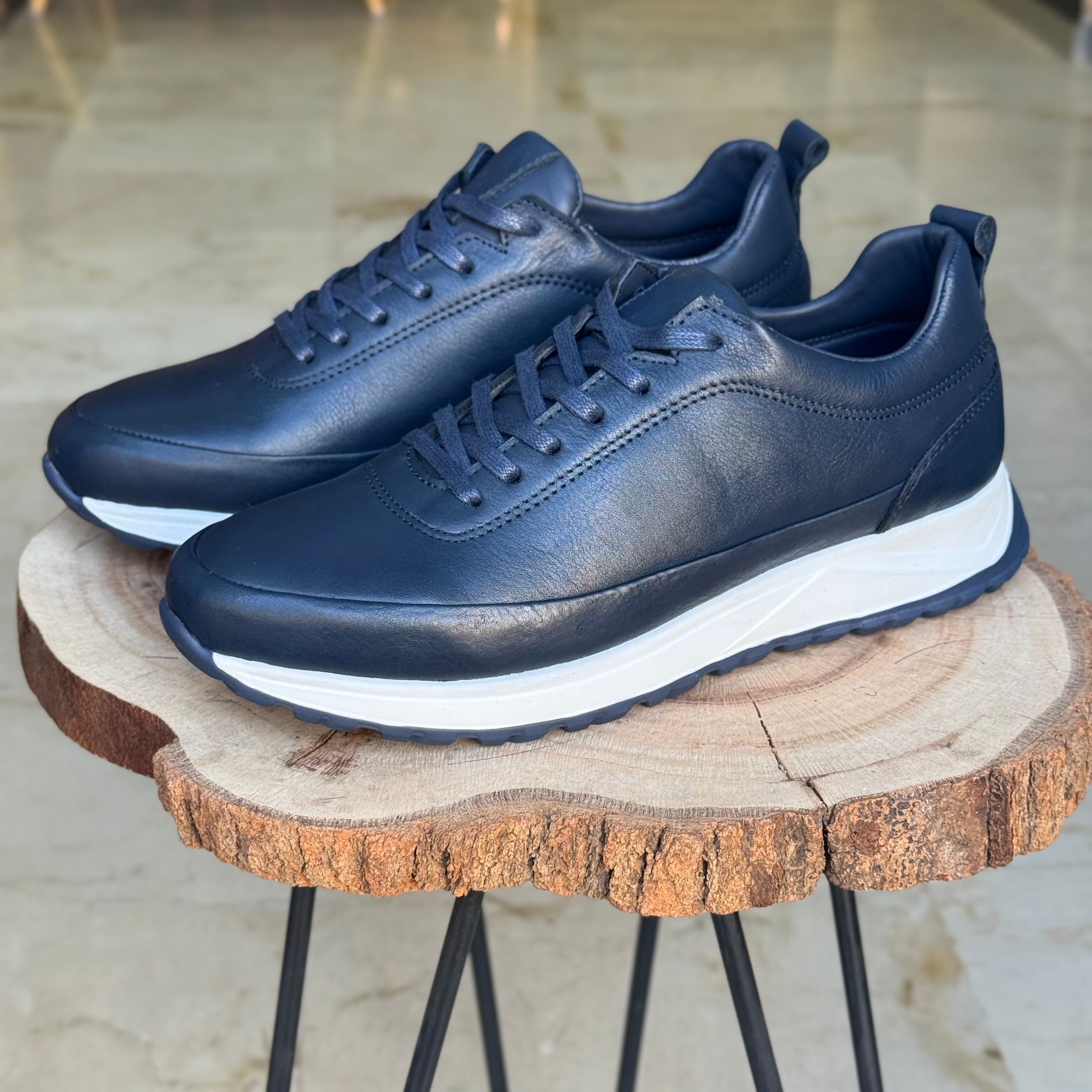 Basket en cuir - 934 BLEU