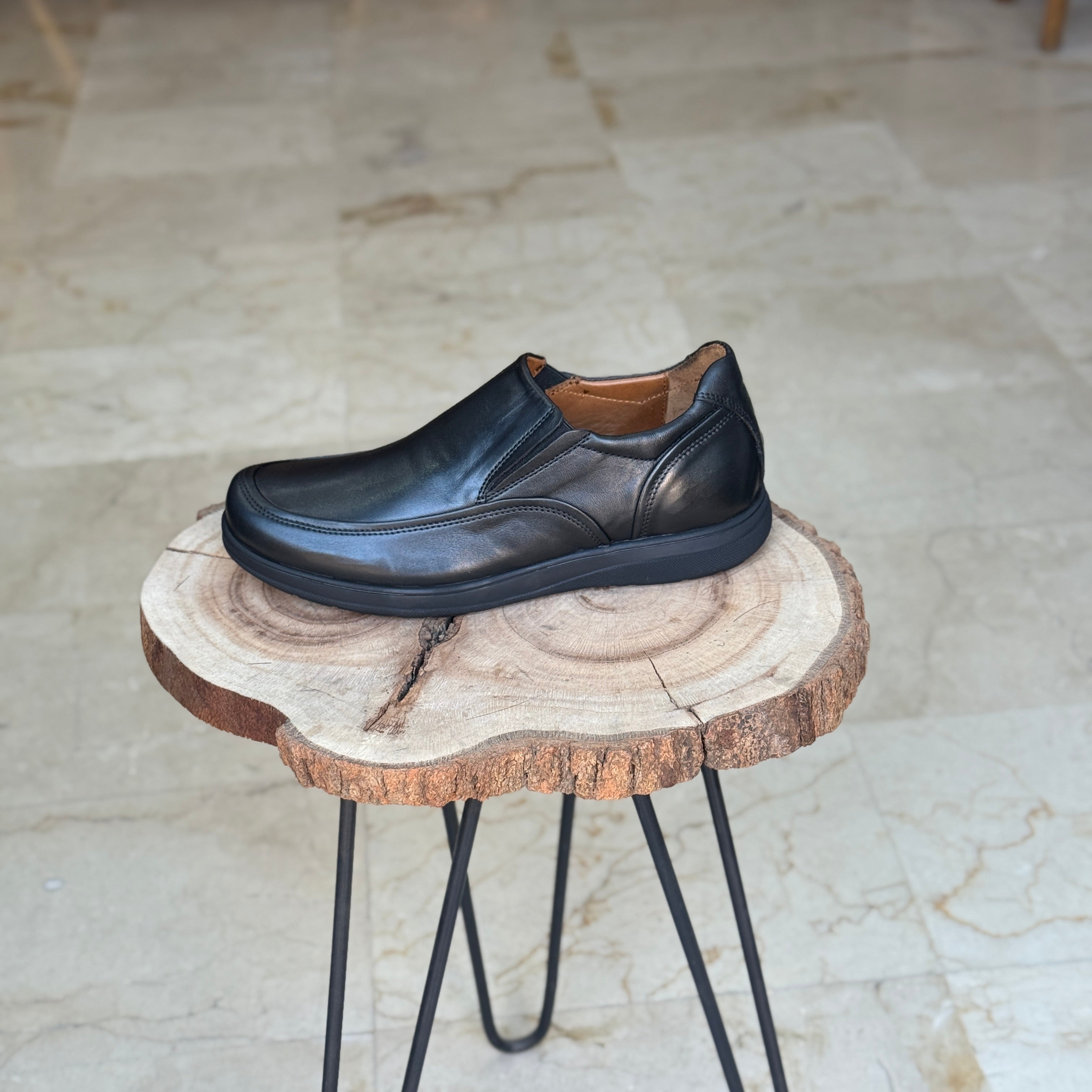 CHAUSSURE MEDICAL EN CUIR 5047 NOIR