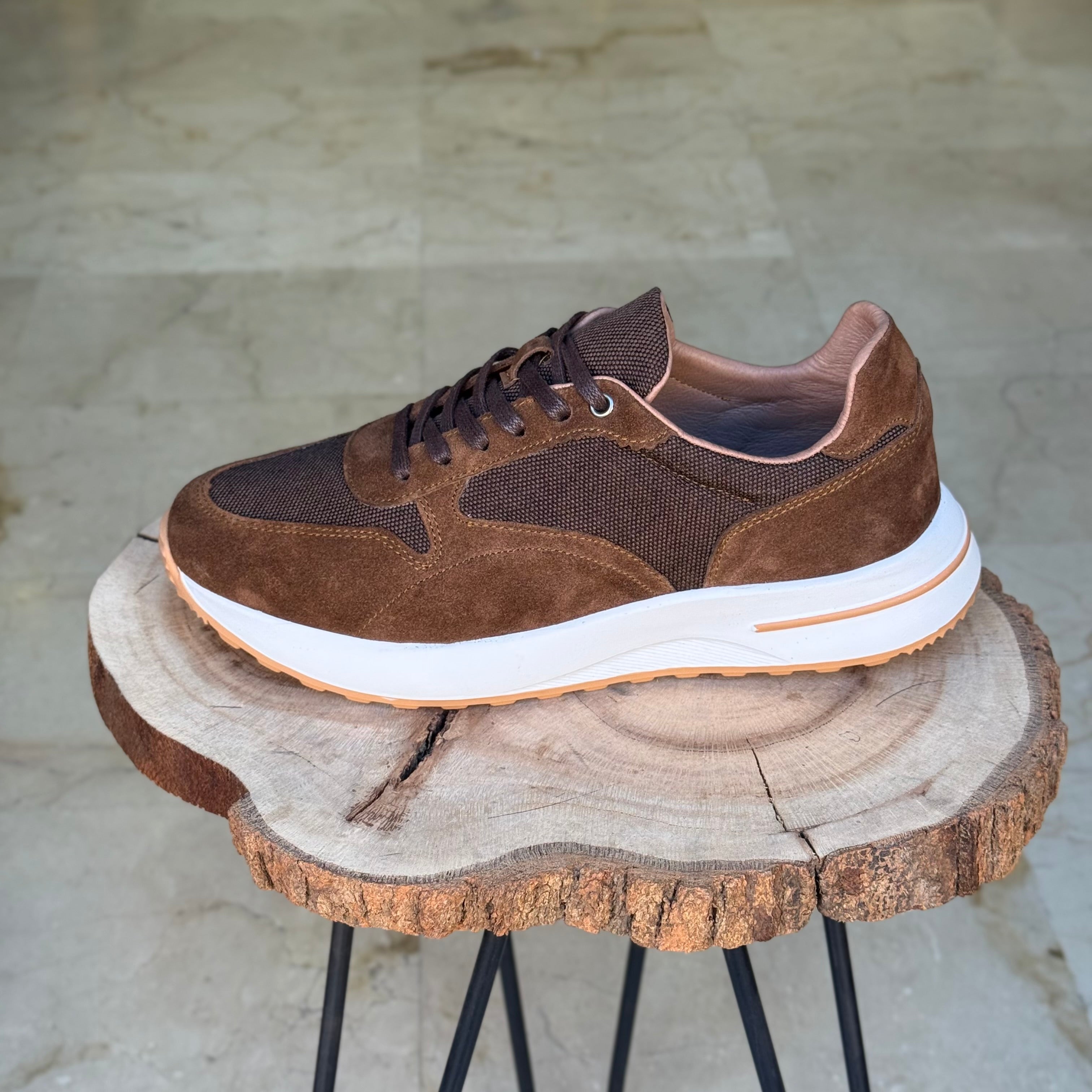 Basket en cuir - 915 taba