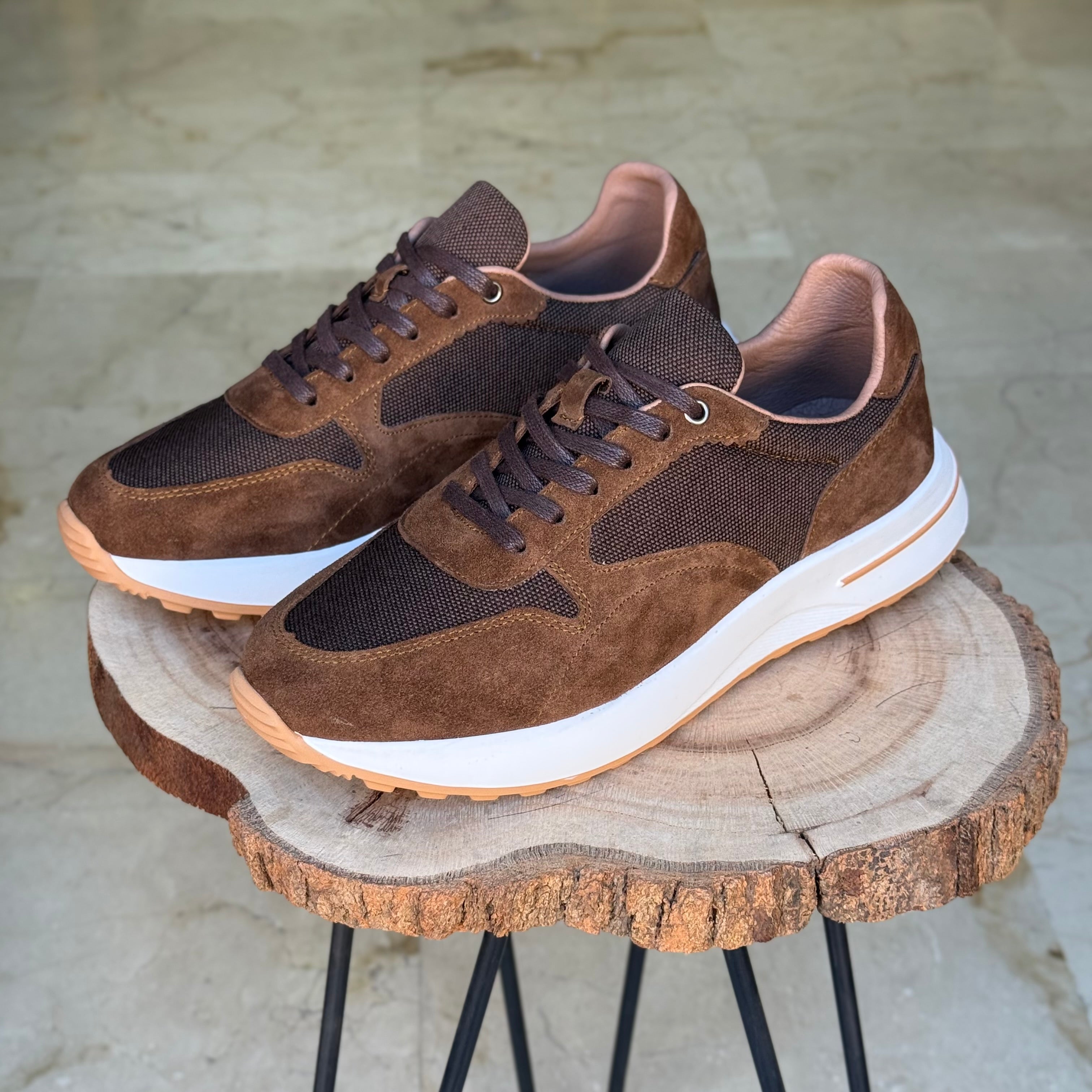 Basket en cuir - 915 taba