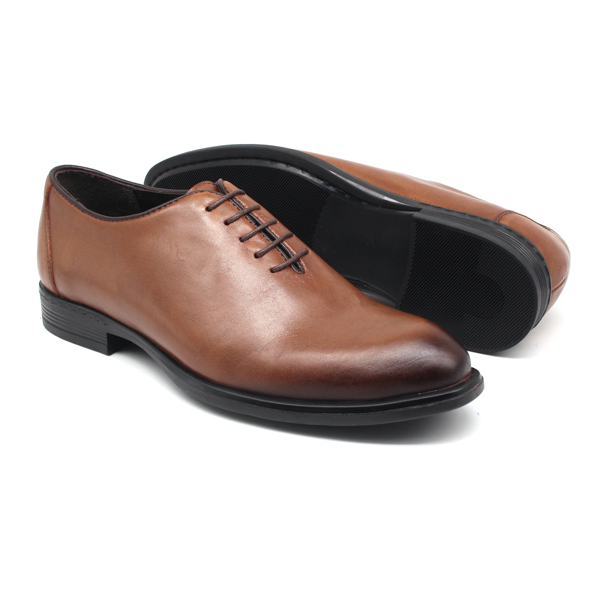 REF: 257 CHAUSSURE CLASSE EN CUIR MARRON CLAIR