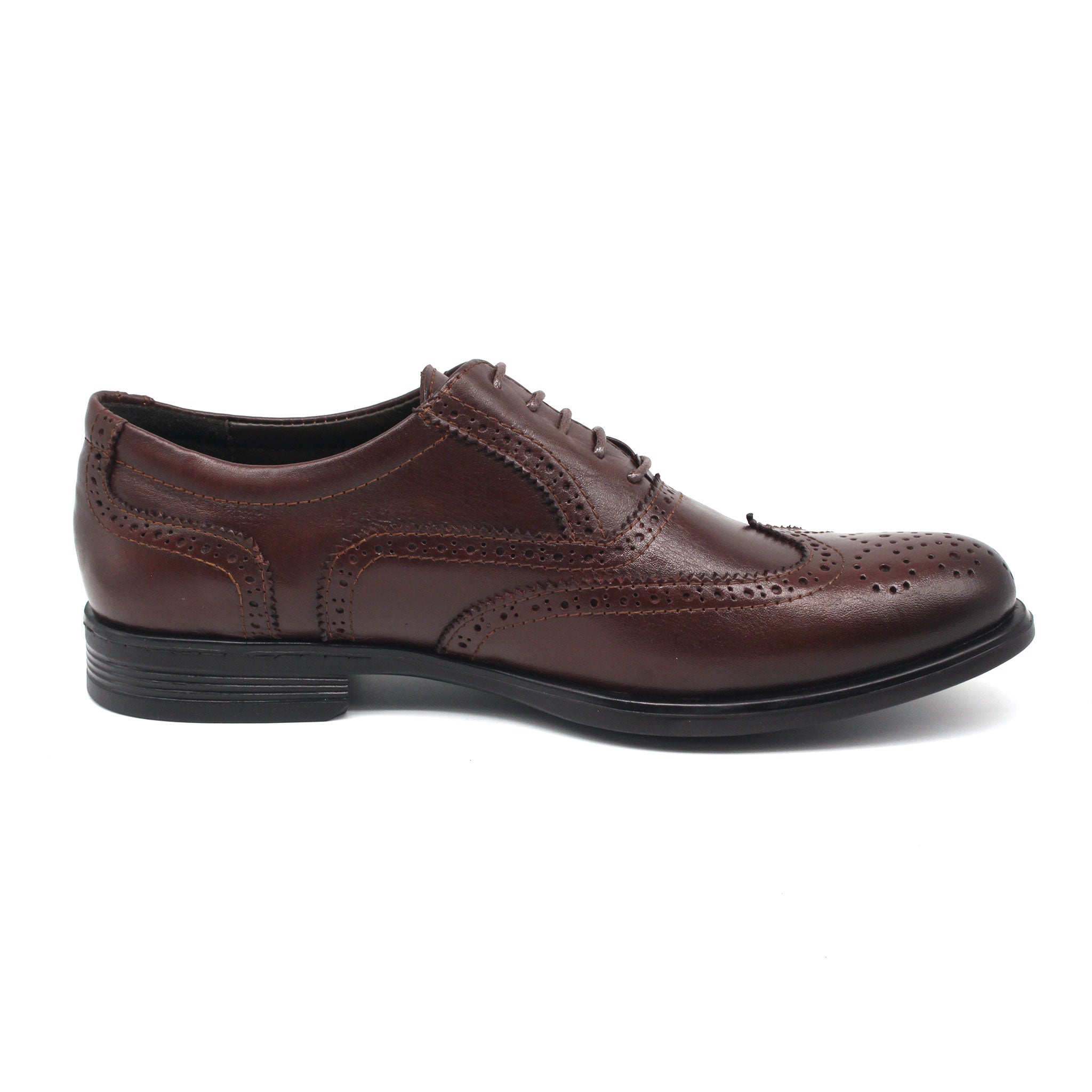 REF: 253 CHAUSSURE CLASSE EN CUIR MARRON FONCE