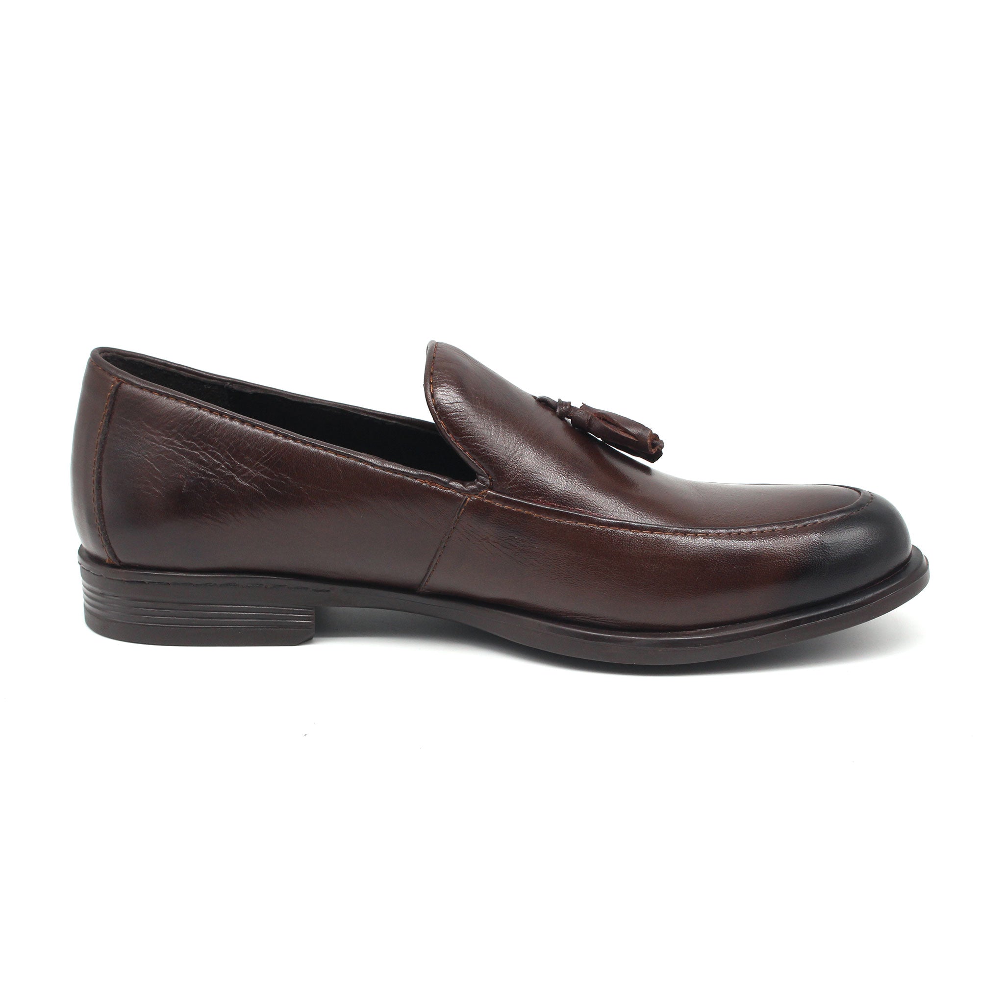 REF: 308 CHAUSSURE CLASS EN CUIR MARRON FONCE 2K23