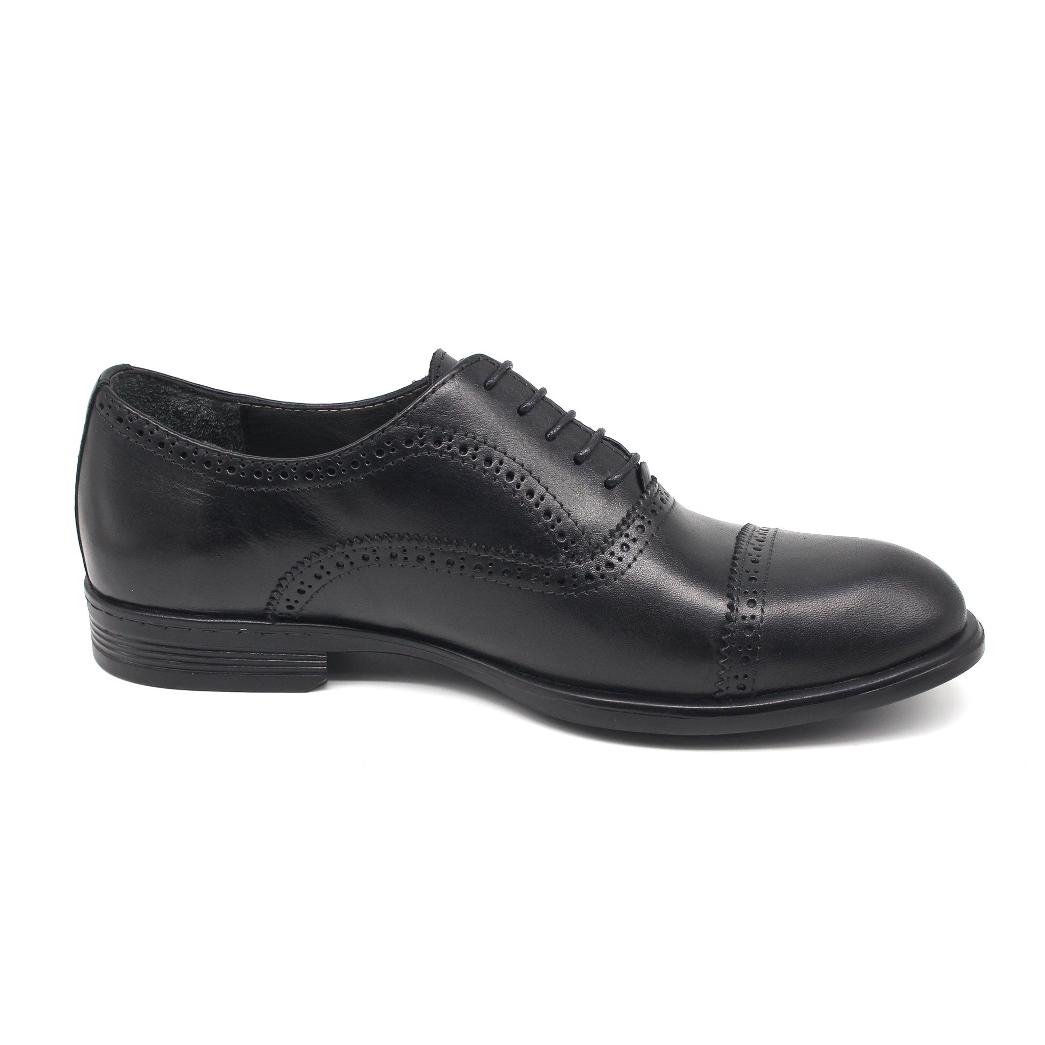 REF: 070 CHAUSSURE CLASSE EN CUIR NOIR