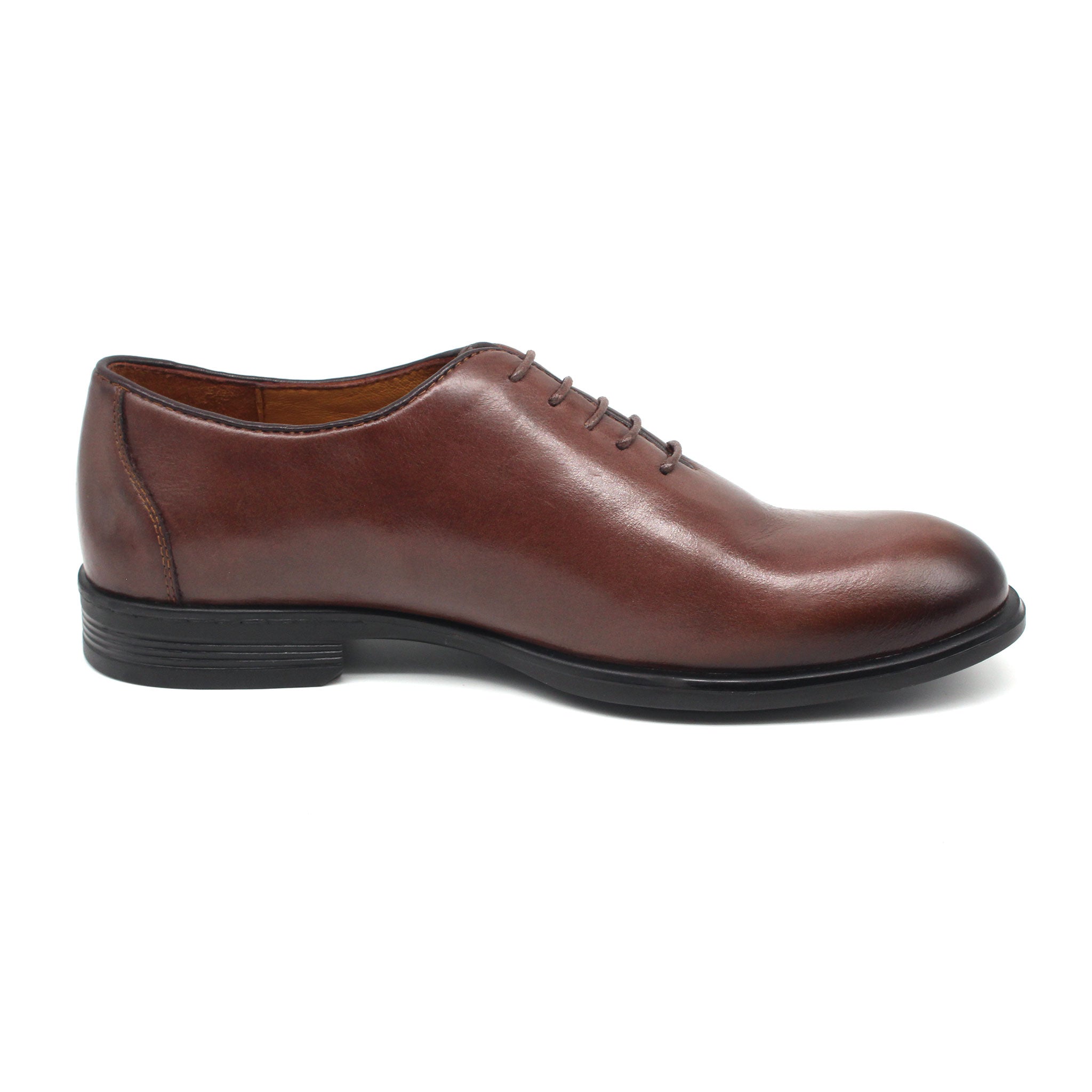 REF: 257 CHAUSSURE CLASSE EN CUIR MARRON FONCE