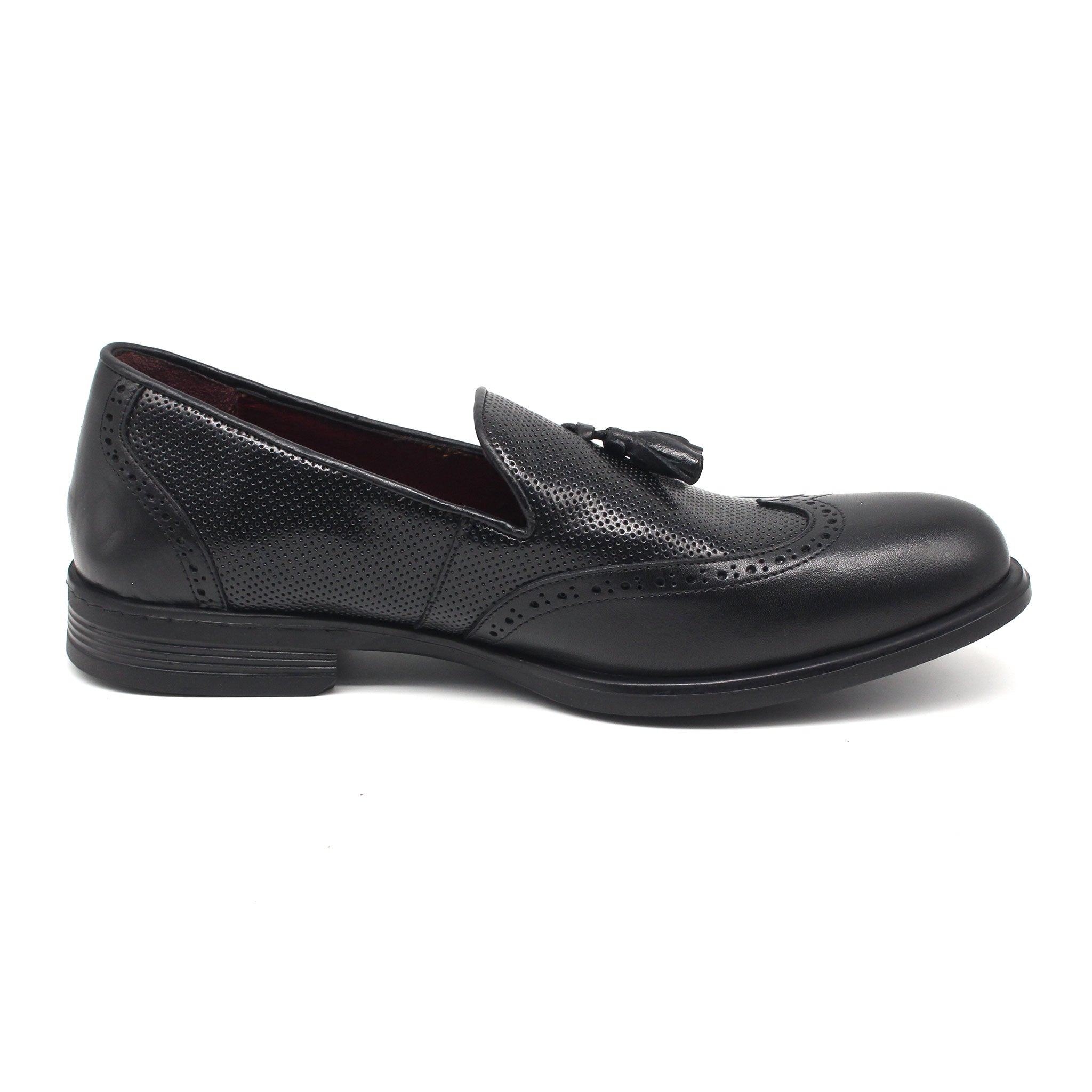 REF: 076 CHAUSSURE CLASS EN CUIR NOIR 2K23