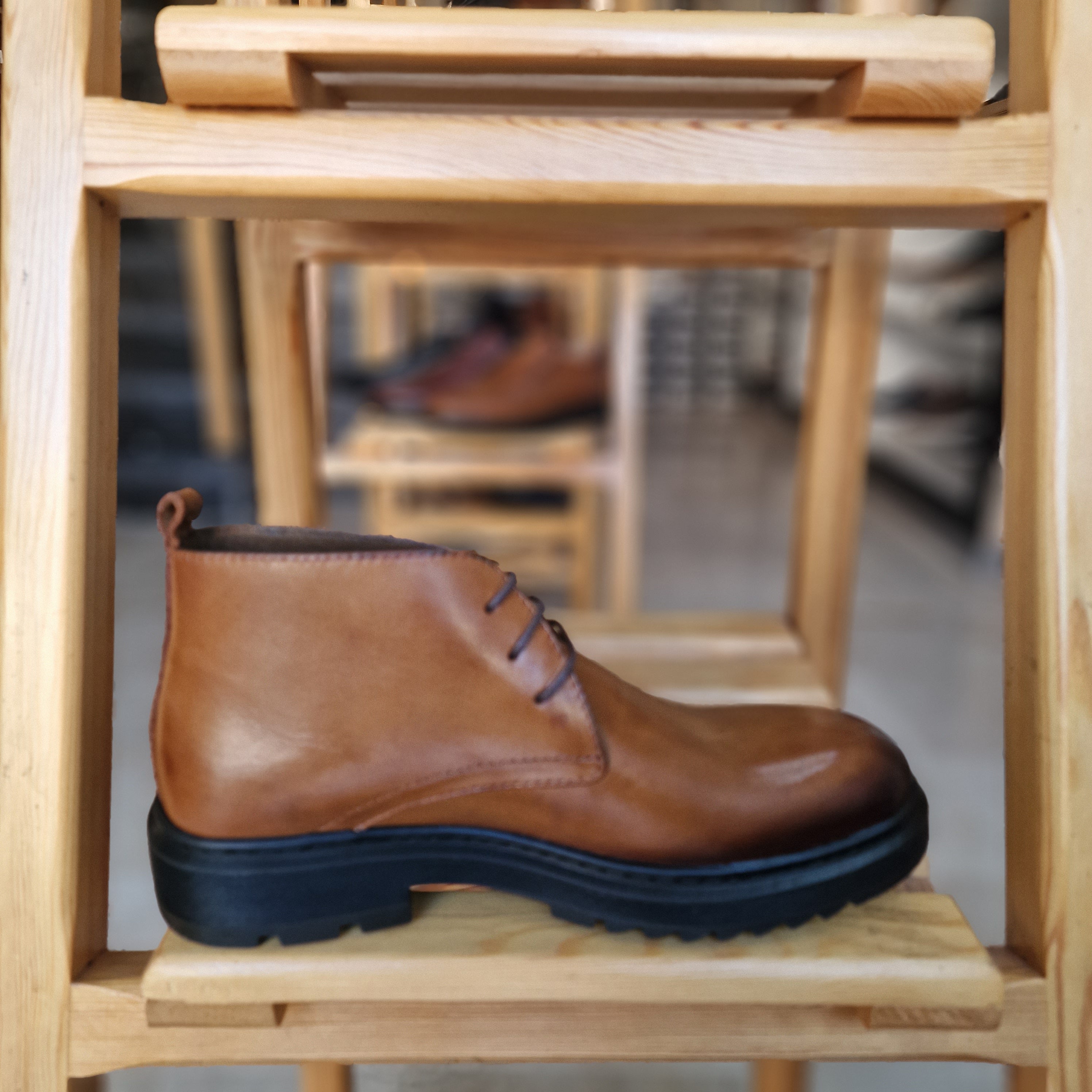 Ref: 004 Bottine en Cuir Marron Clair FR JTD