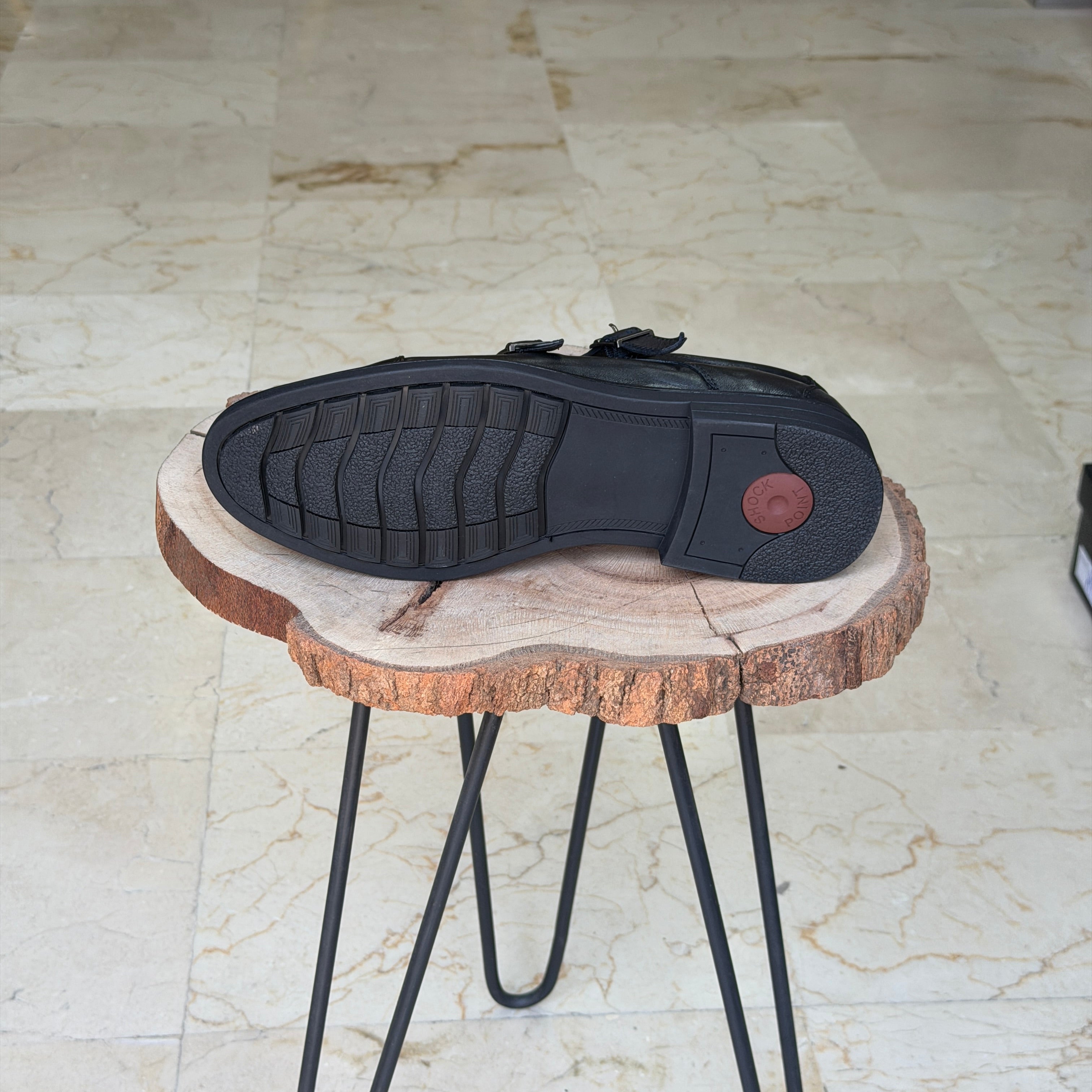 CHAUSSURES EN CUIR VÈRITABLES  DouxPas 0154 NOIR