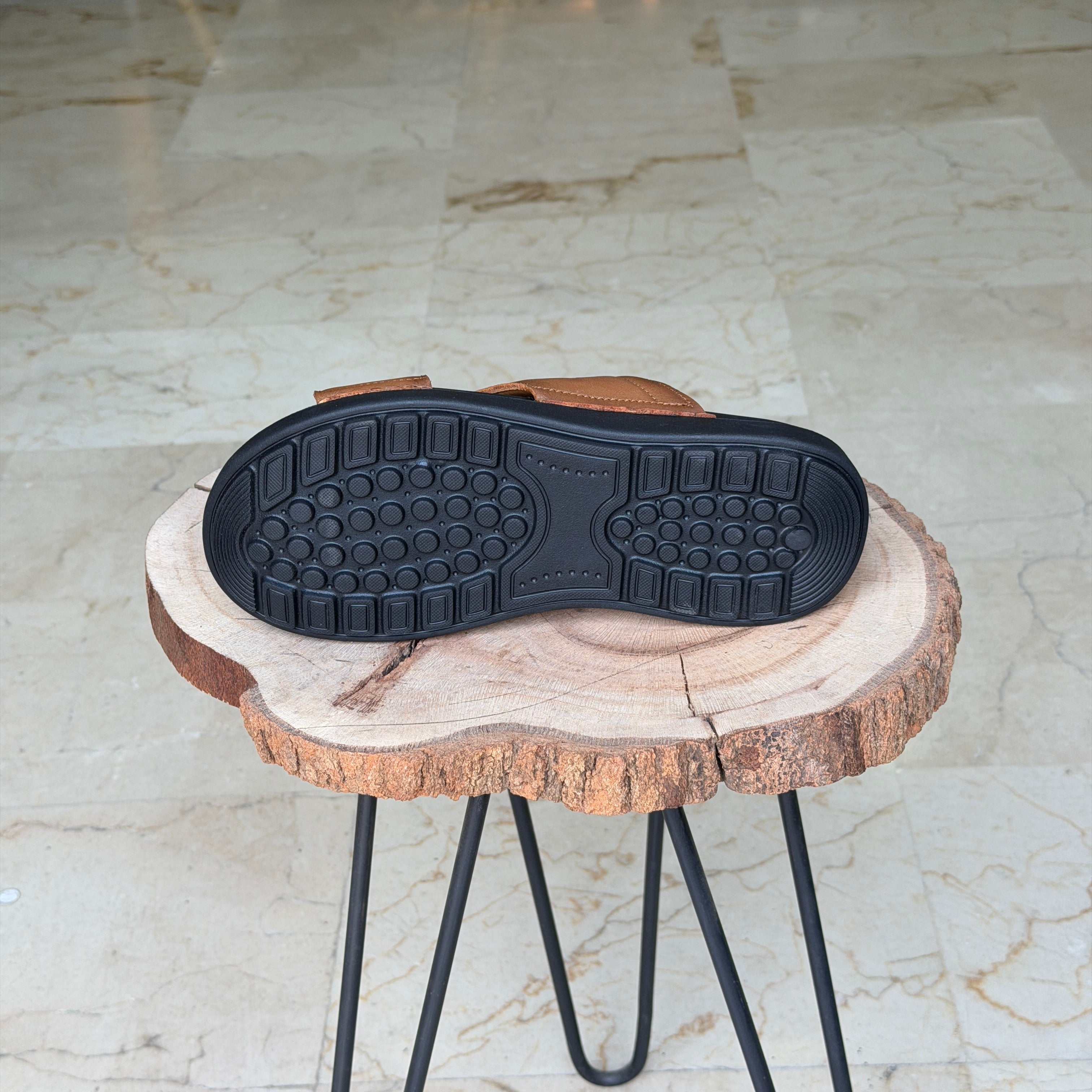 SANDALE EN CUIR Ergonomic Arch S47 TABA