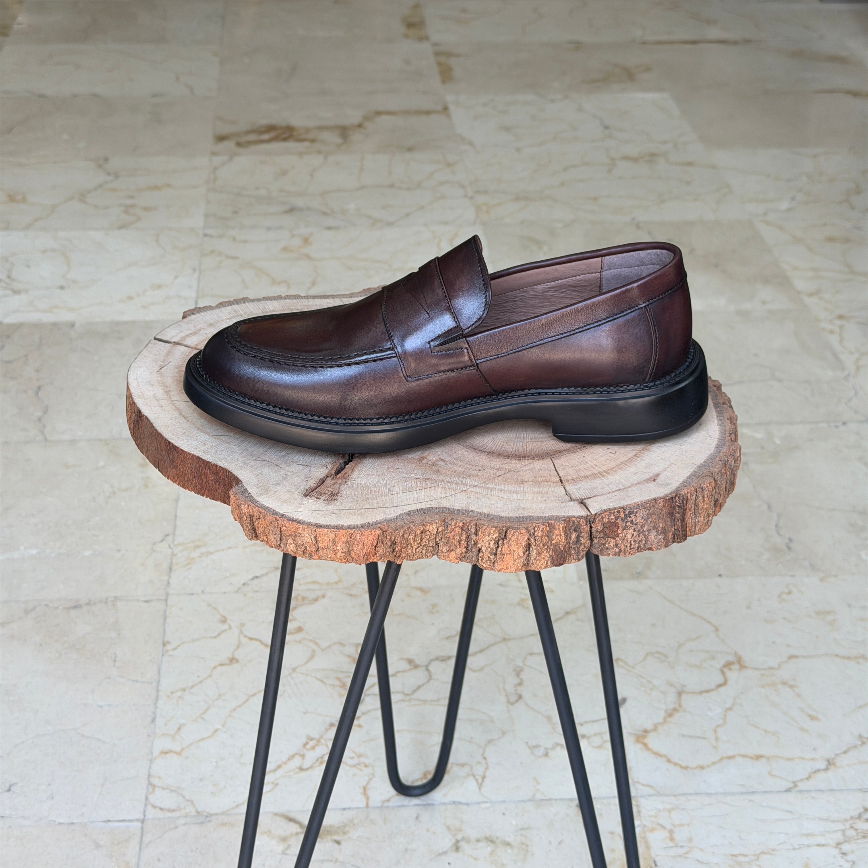 CHAUSSURES EN CUIR VÈRITABLES 017 marron