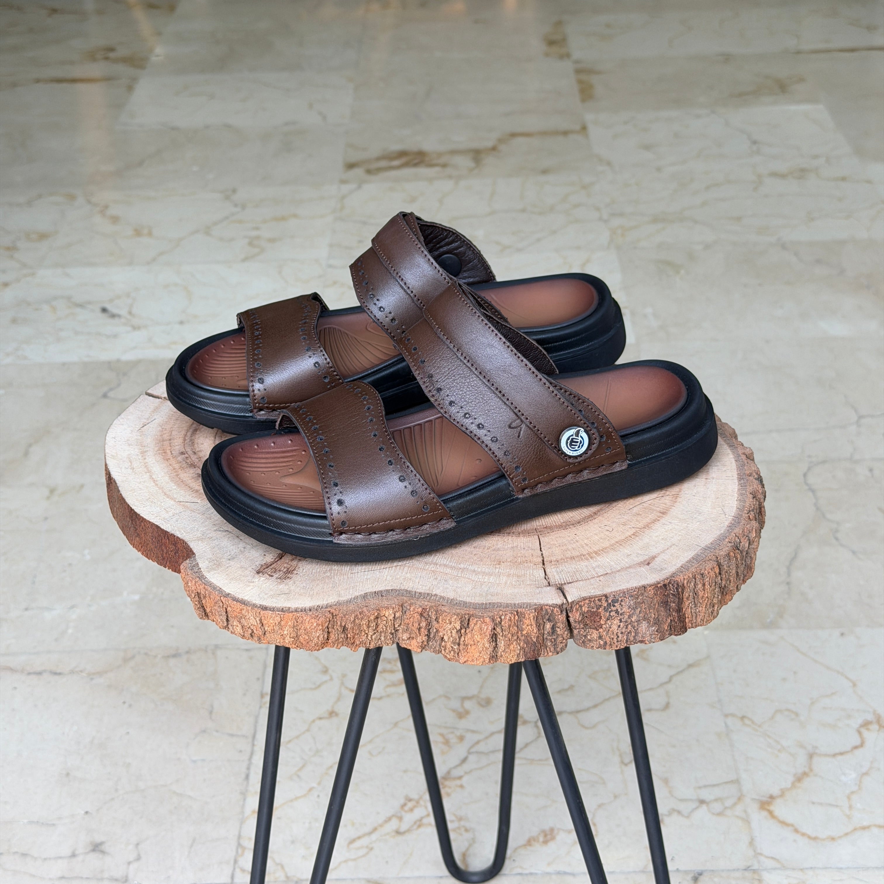 SANDALE EN CUIR Ergonomic Arch S44 MARRON