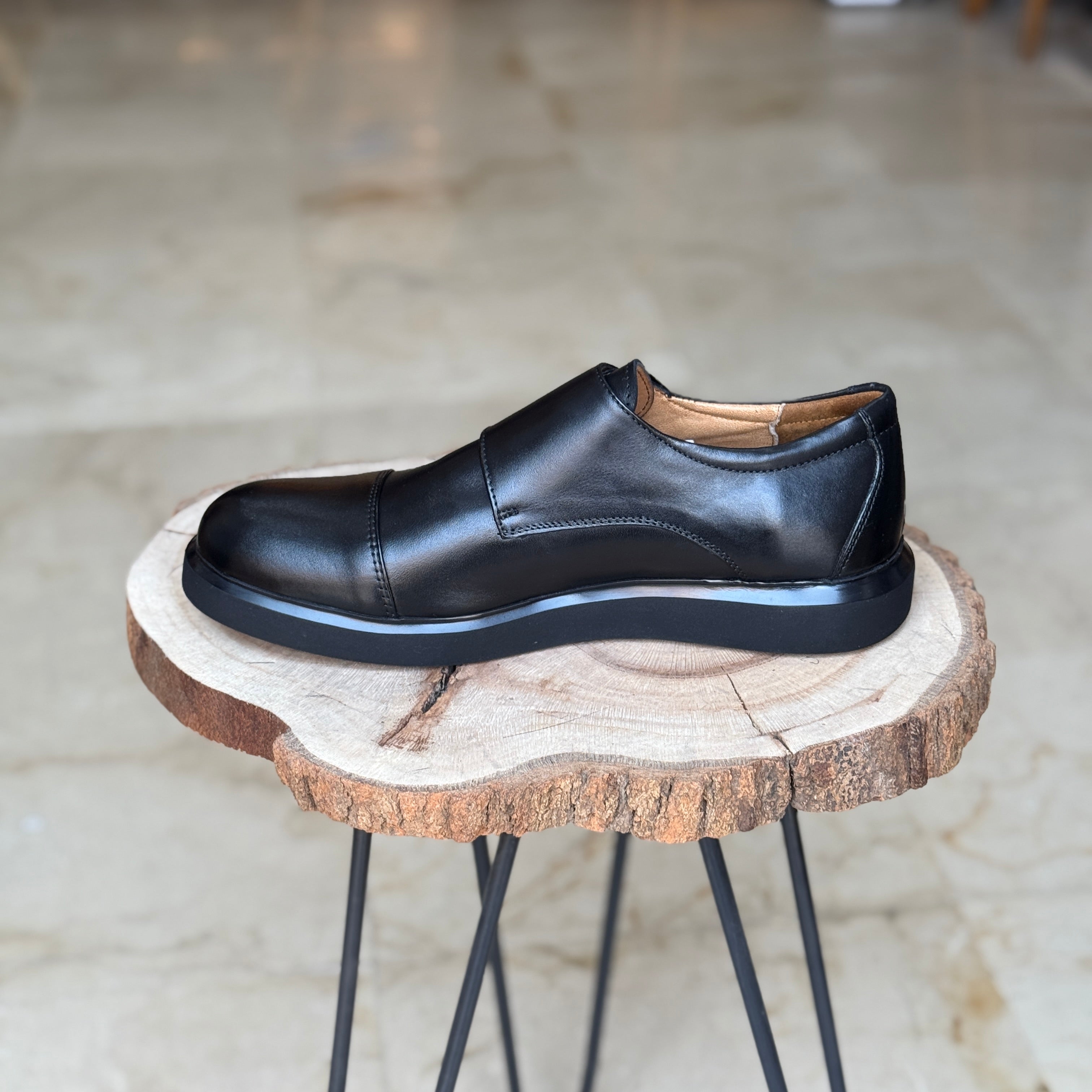 CHAUSSURES EN CUIR VÈRITABLES  DouxPas 0154 NOIR