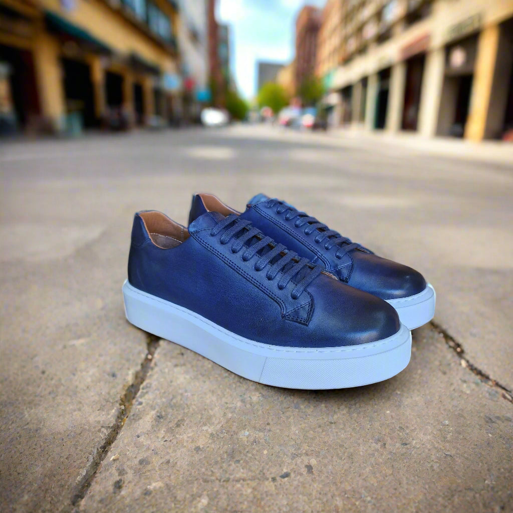 REF: 08 BASKET EN CUIR BLEU