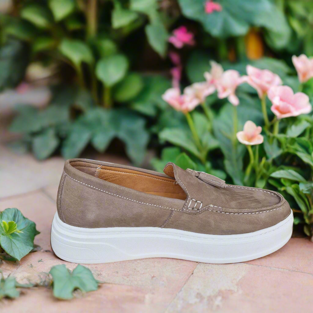 Mocassin En Cuir Adilux 1130 Beige