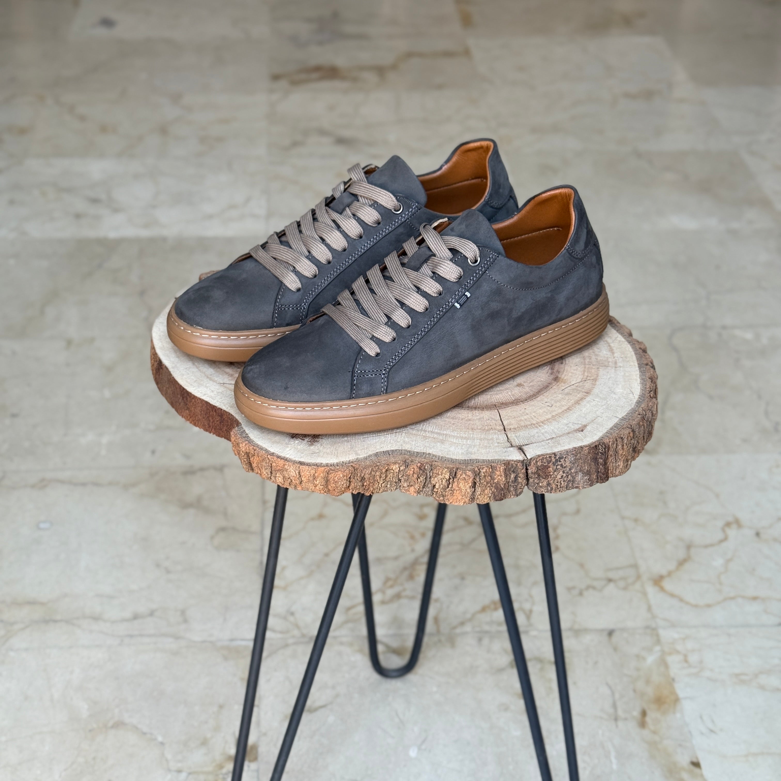 BASKET EN CUIR WILLSON 528 GRIS NUBUCK