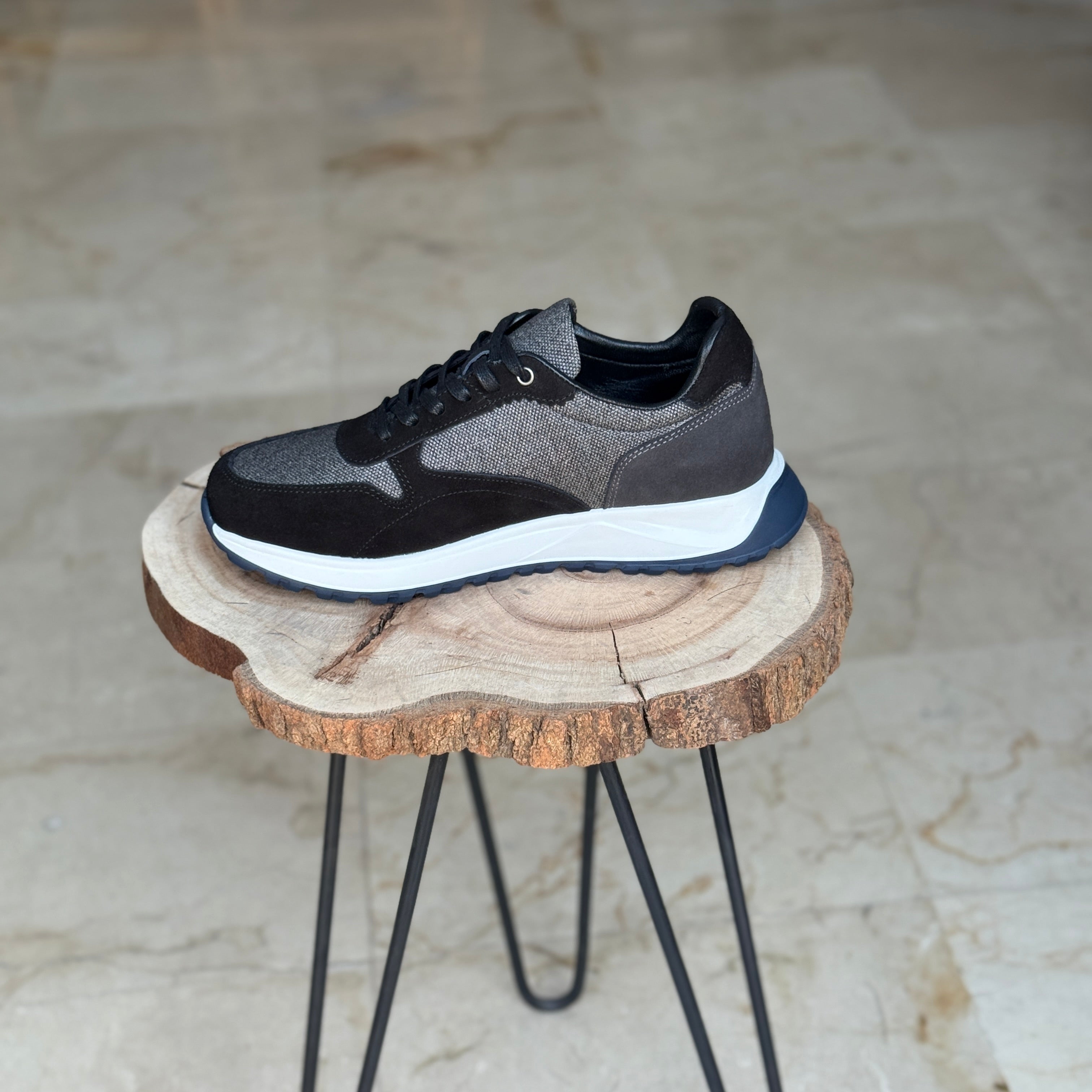 BASKET EN CUIR 915 GRIS/NOIR