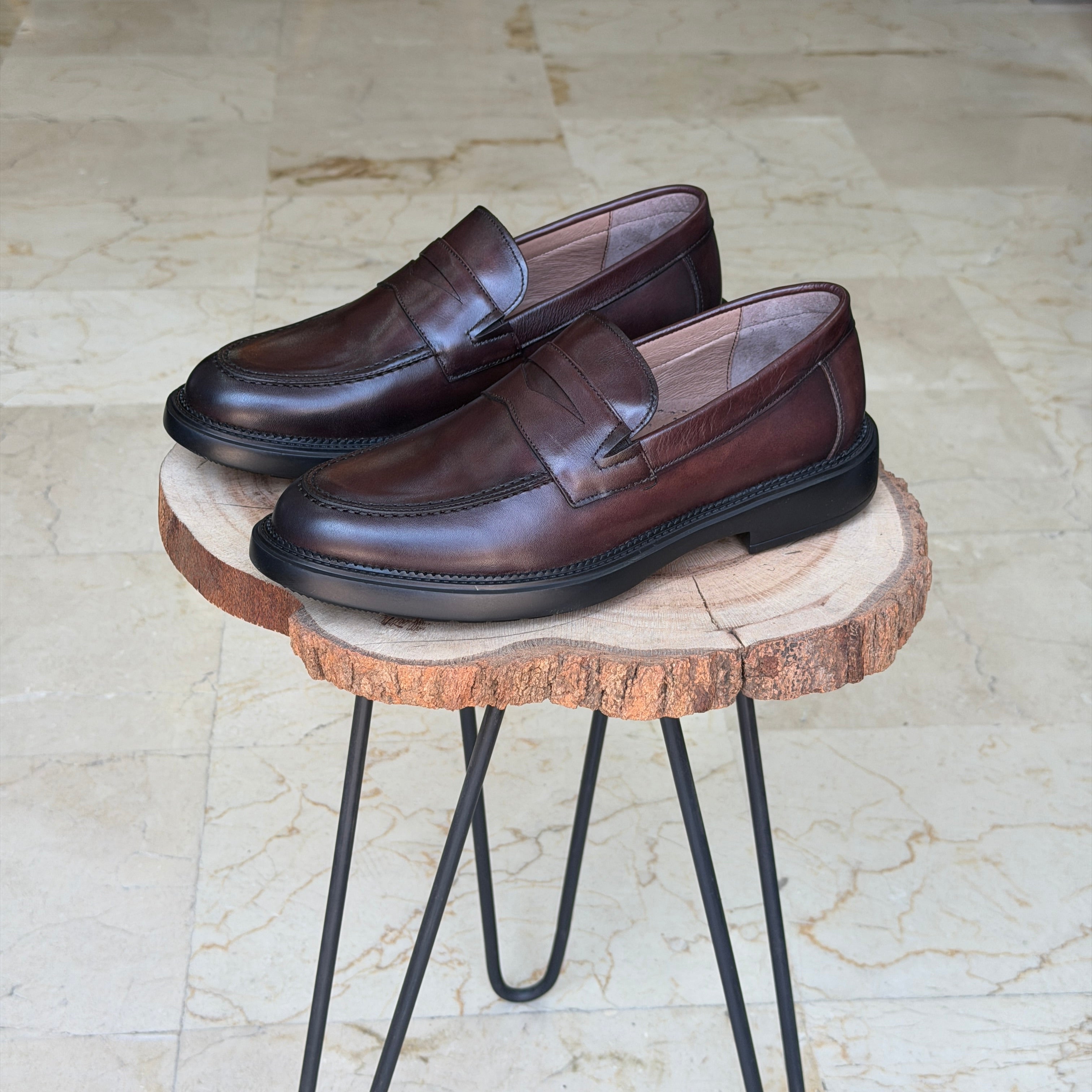 CHAUSSURES EN CUIR VÈRITABLES 017 marron