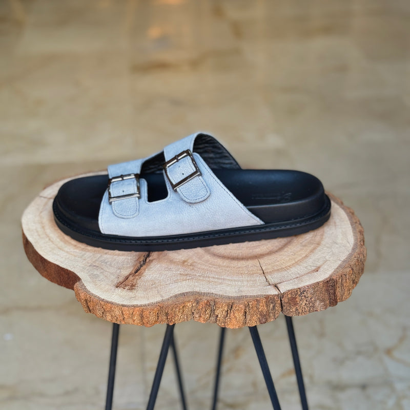 SANDALE EN CUIR CASTELO 204 GRIS
