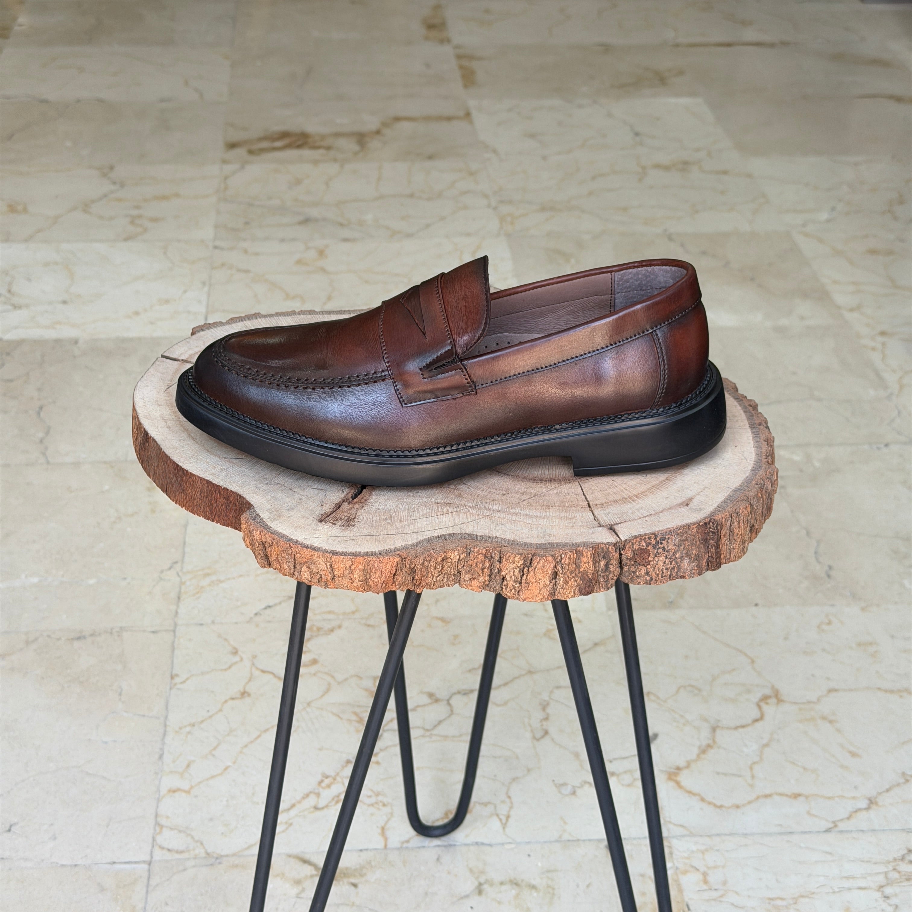 CHAUSSURES EN CUIR VÈRITABLES 017 Taba