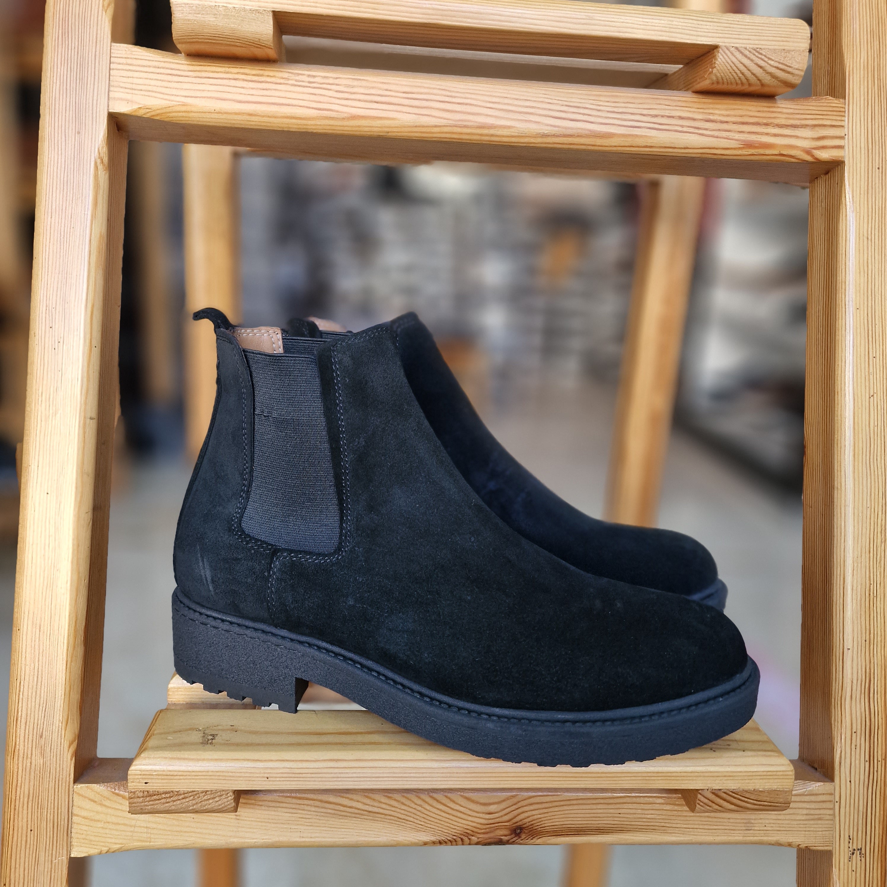 Ref: 402Pro Bottine en Cuir DAIM NOIR  TX
